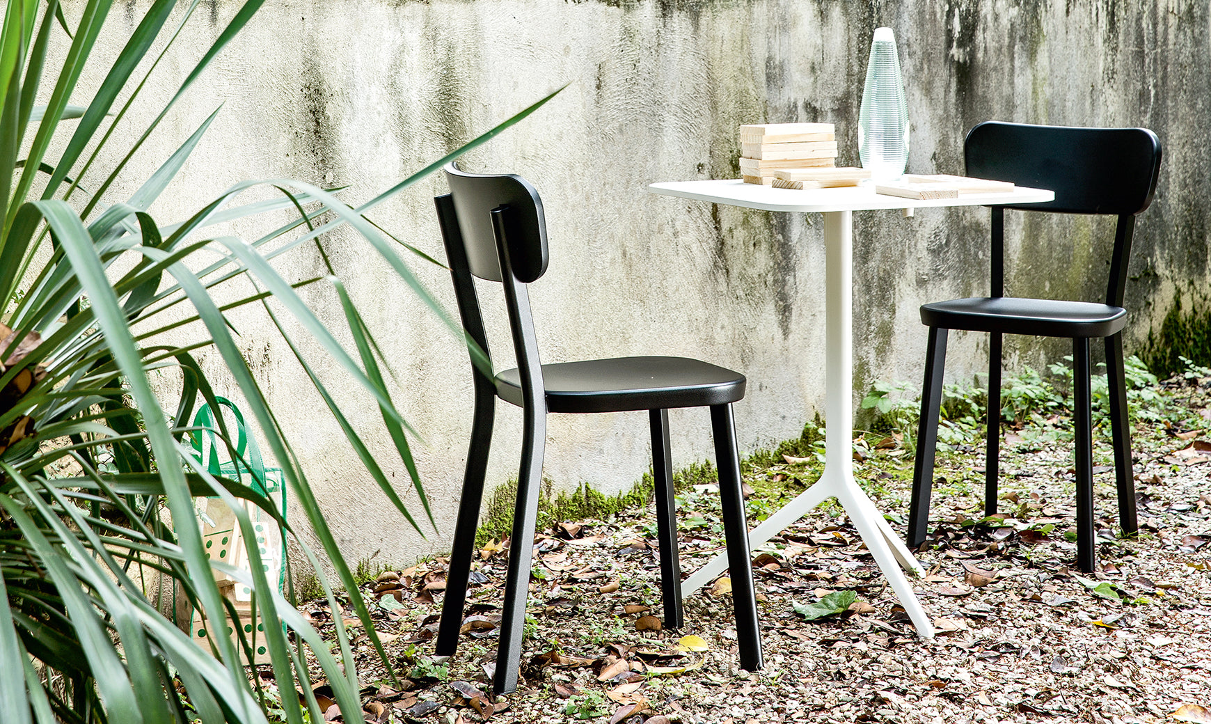 DEJA VU outdoor chair black
