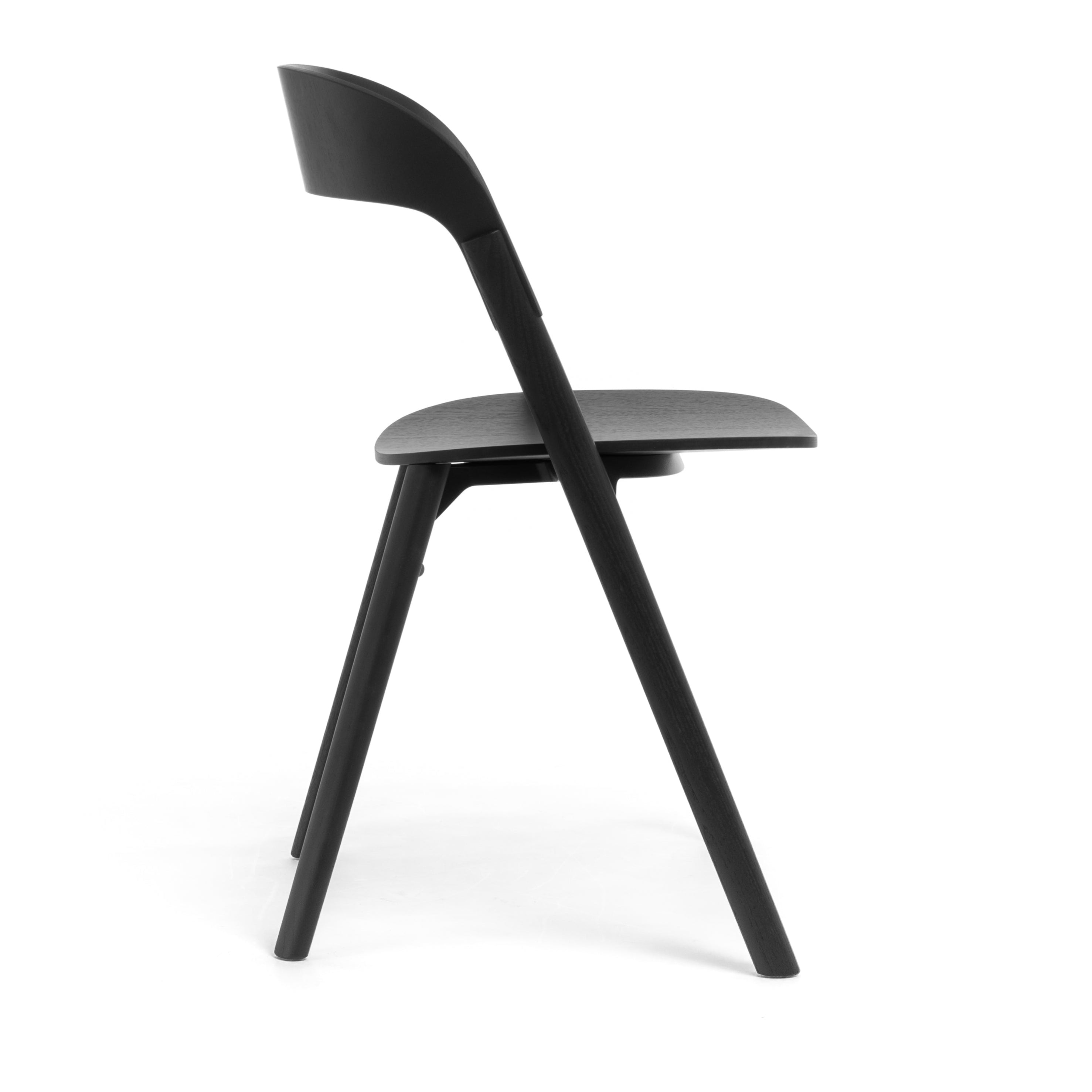 PILA Stuhl aus schwarzem Eschenholz