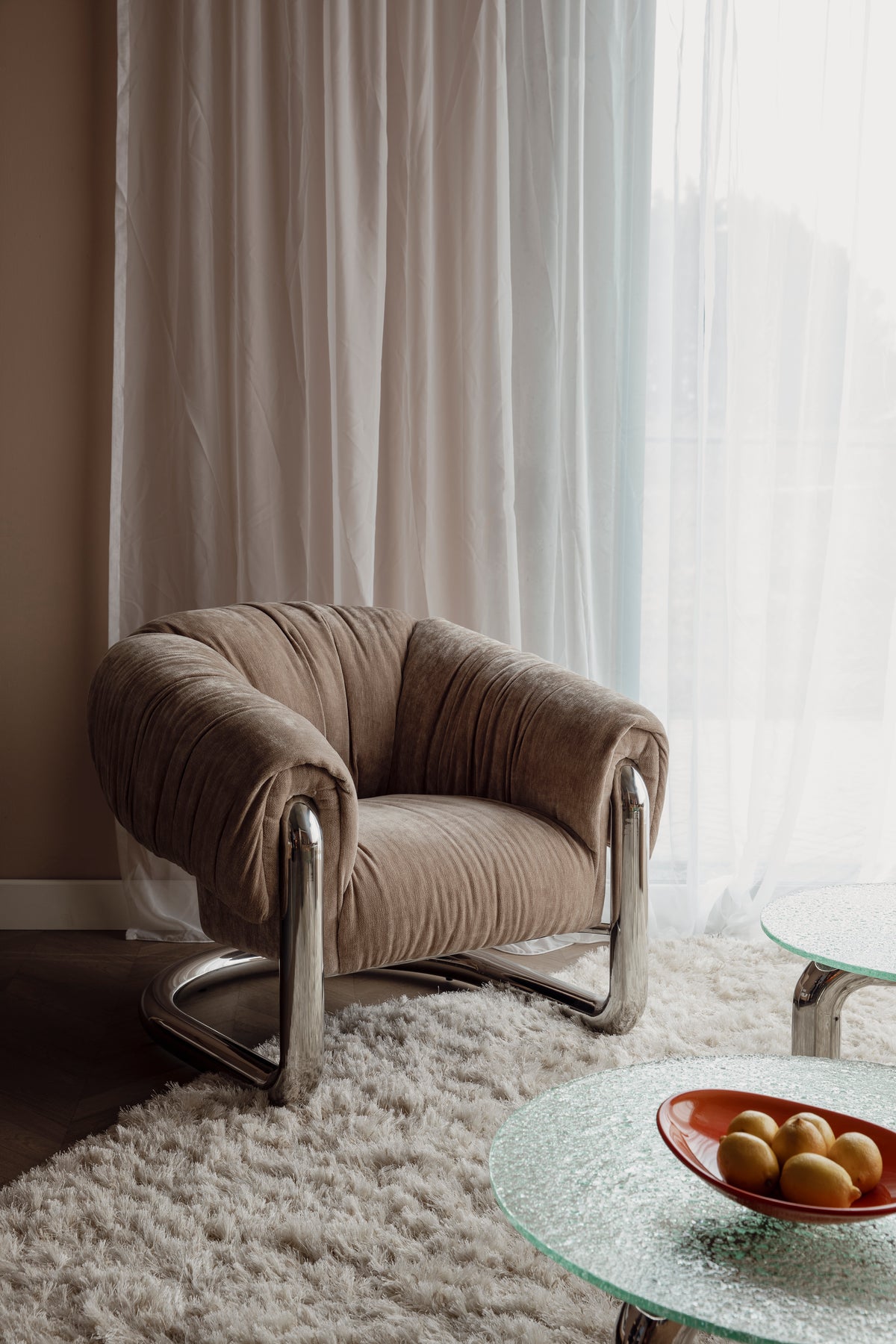 Fauteuil MARLY beige met stalen basis