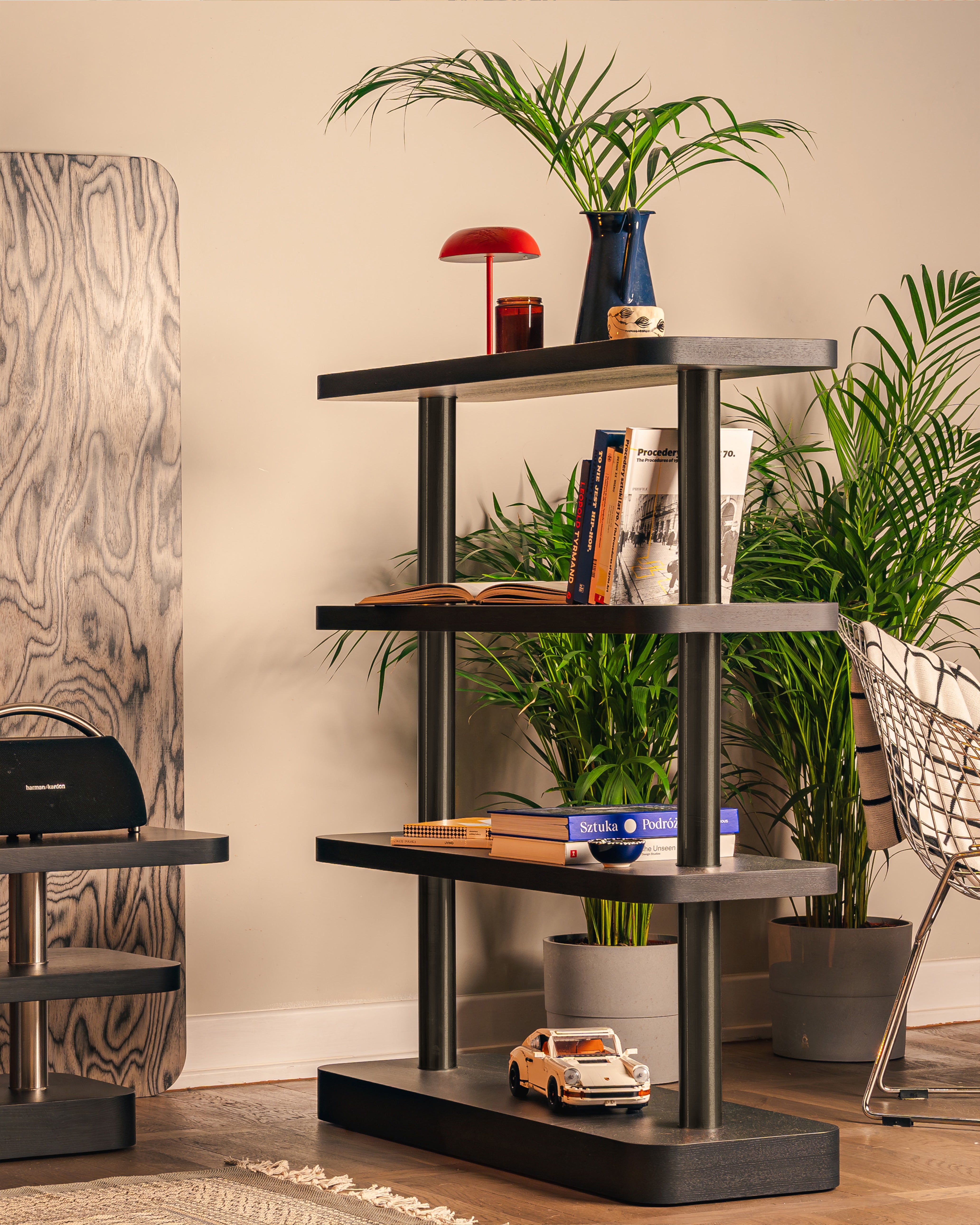 MOD black raven veneer shelf with black elements