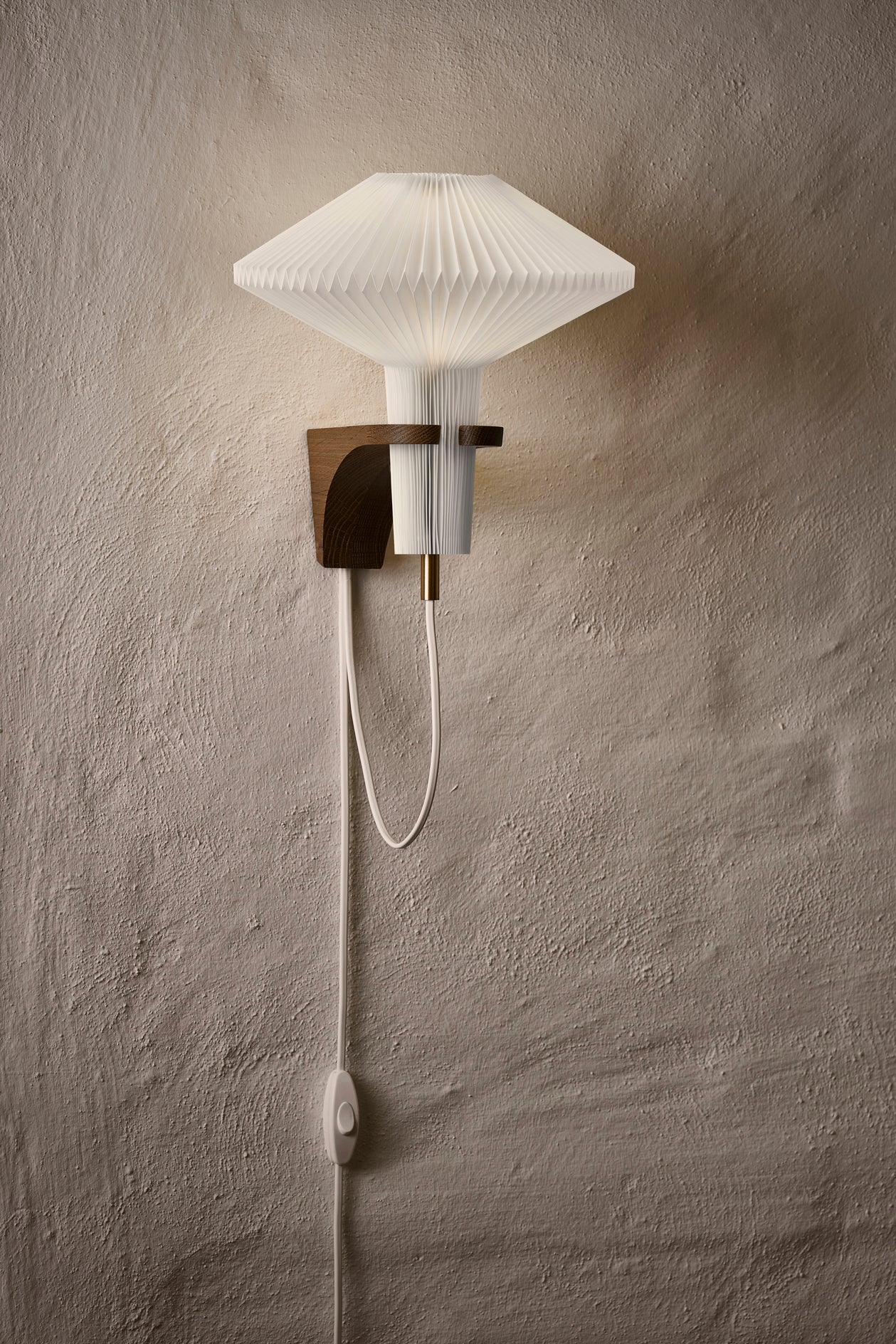 Wall Lamp MODEL 204 MUSHROOM white with dark oak base