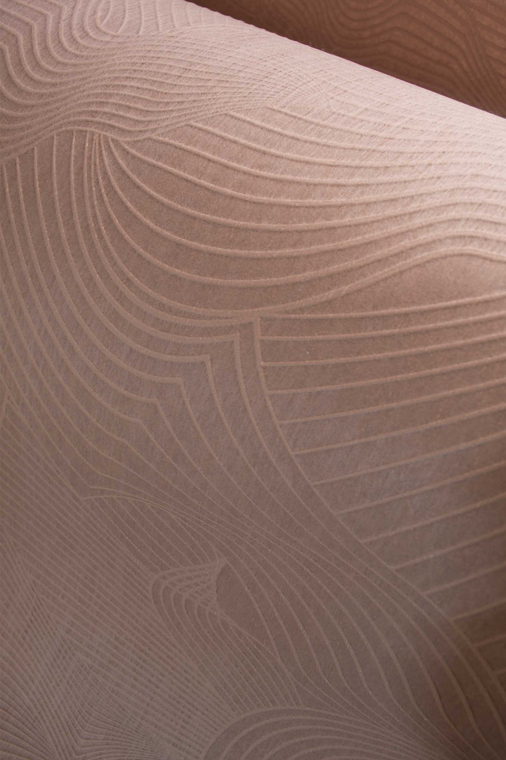 Textil-Tapete mit abstraktem Muster und Moiré-Effekt TECHNO BEE dunkel sandfarben