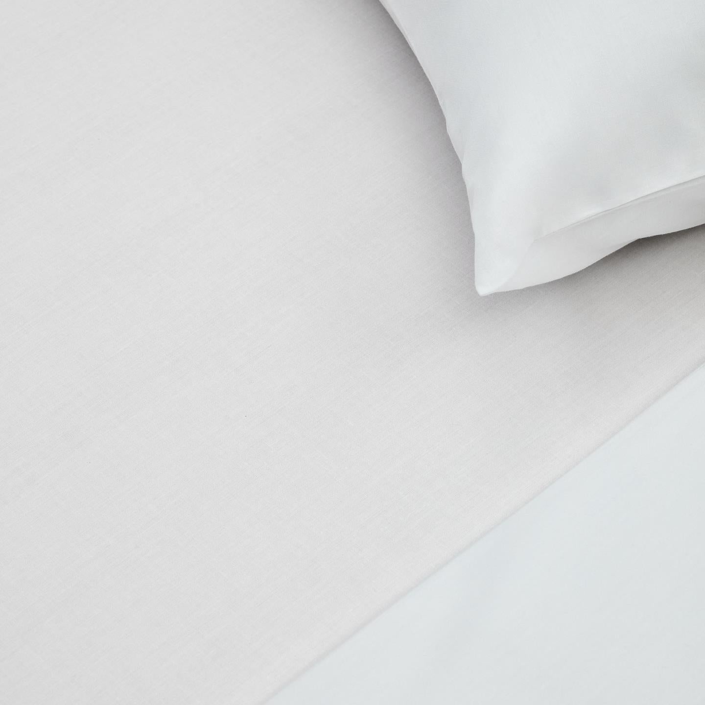 Prześcieradło TEIA biała bawełna perkalowa La Forma    Eye on Design