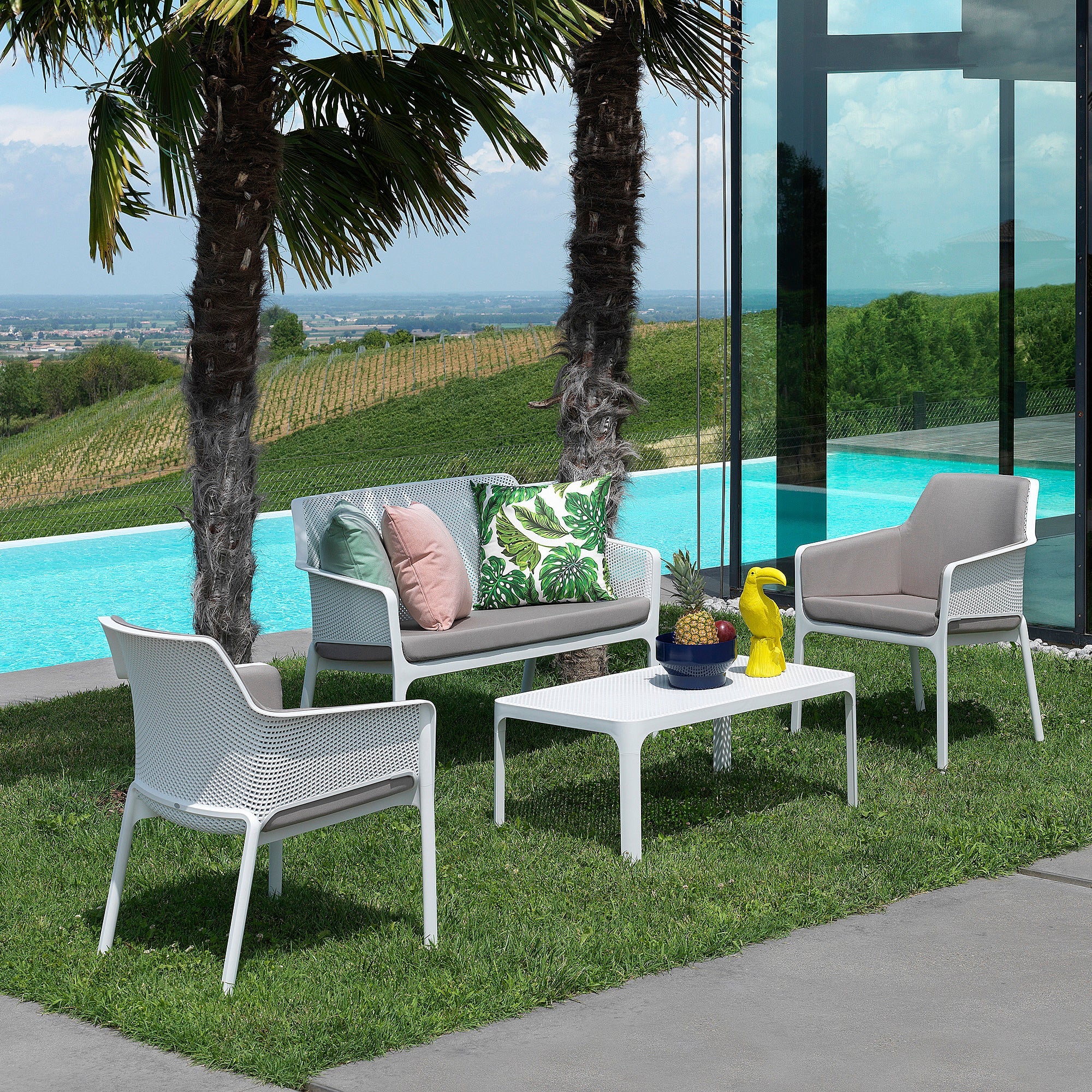 NET RELAX outdoor armchair white