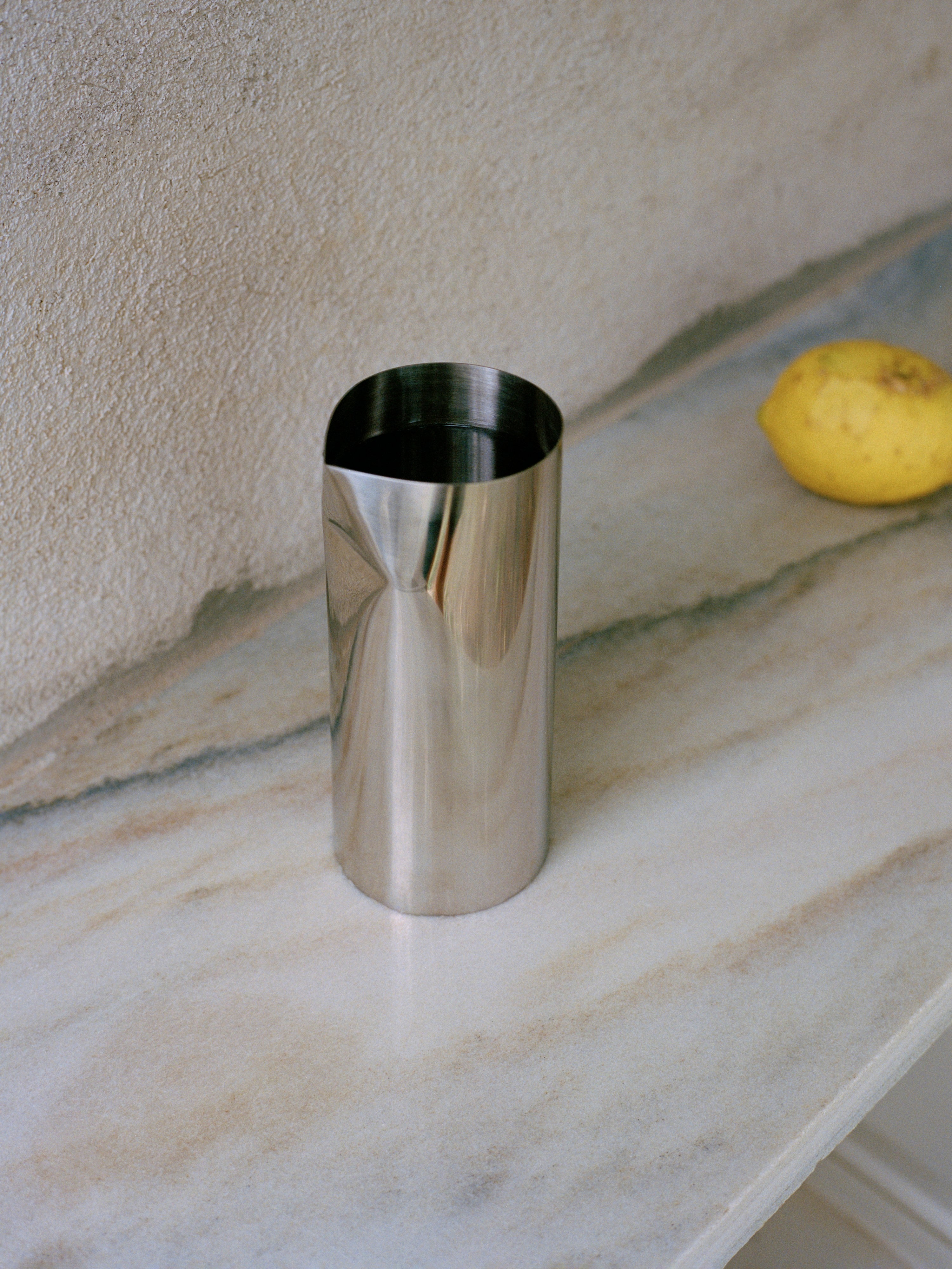 Vase PLEAT silber