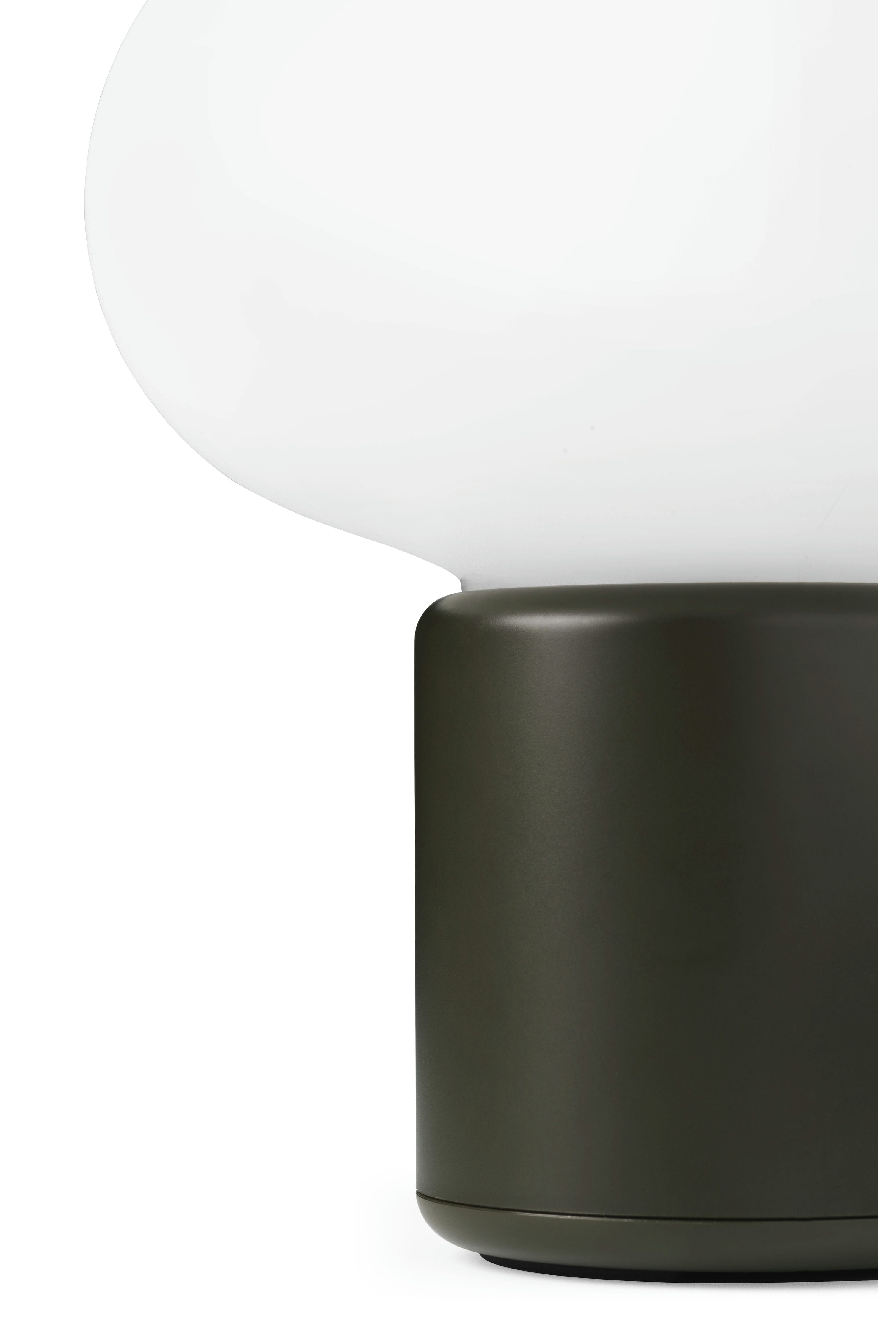 Dark-green karl-johan portable lamp
