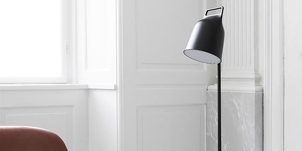 STAGE black reading floor lamp