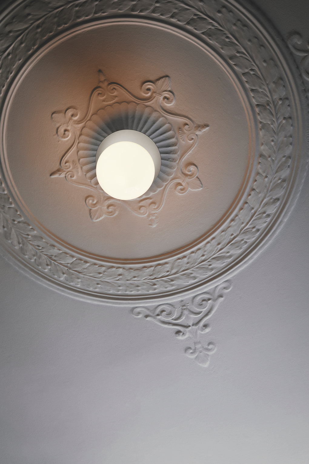 Inbouw wandlamp LIILA zilver met opaalglas