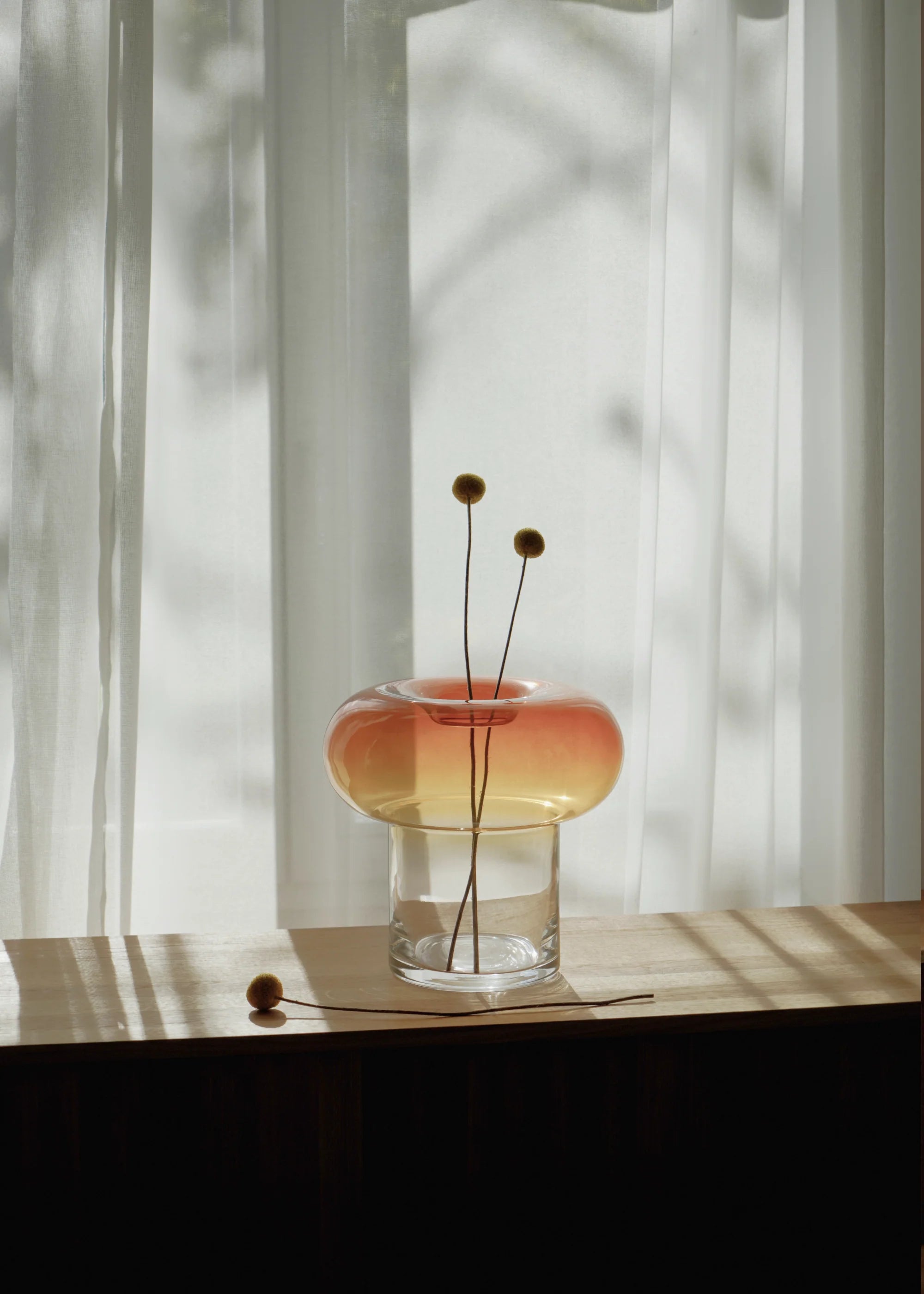 Vaas ORIO oranje mondgeblazen glas