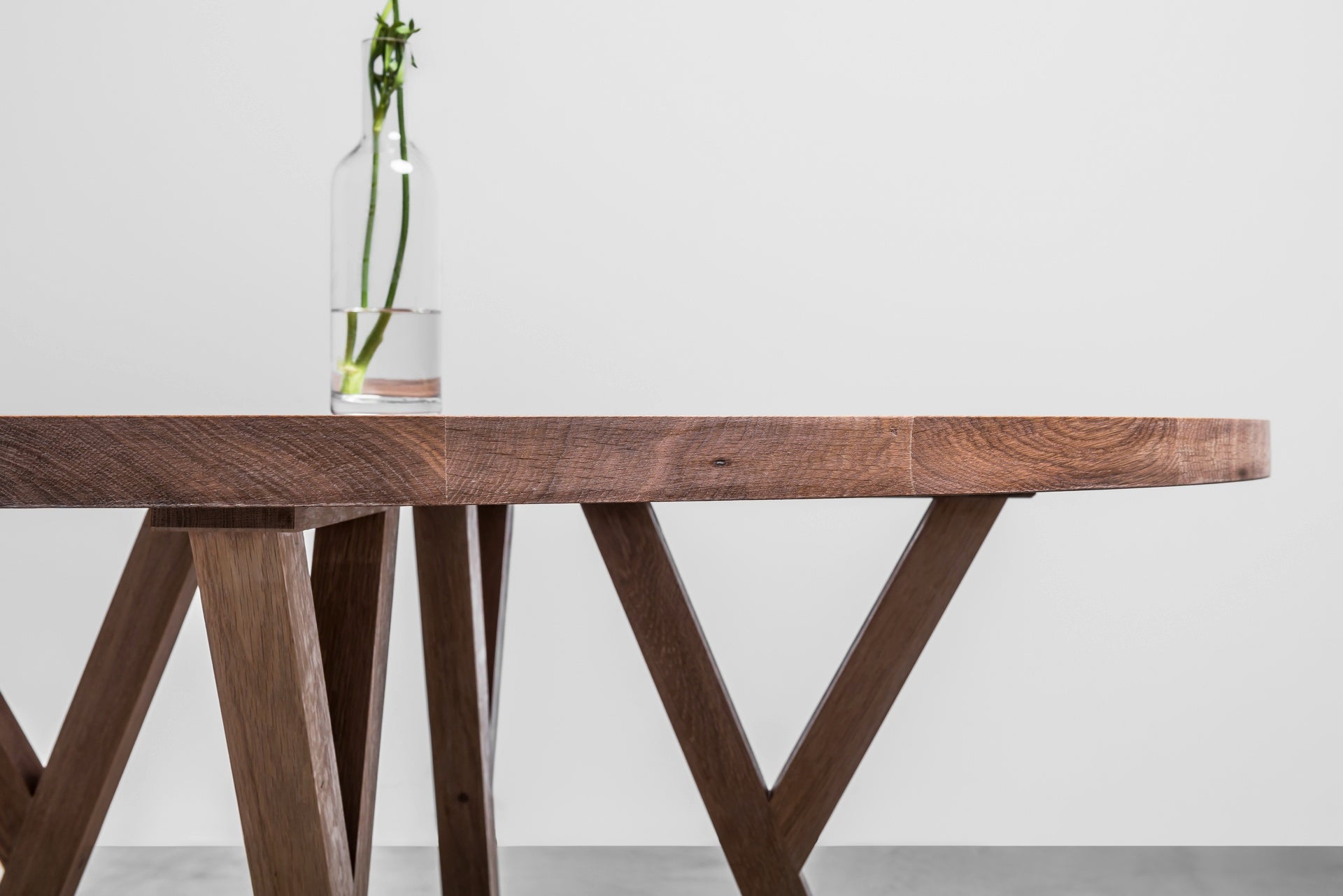 Ronde tafel GLORIA van eikenhout
