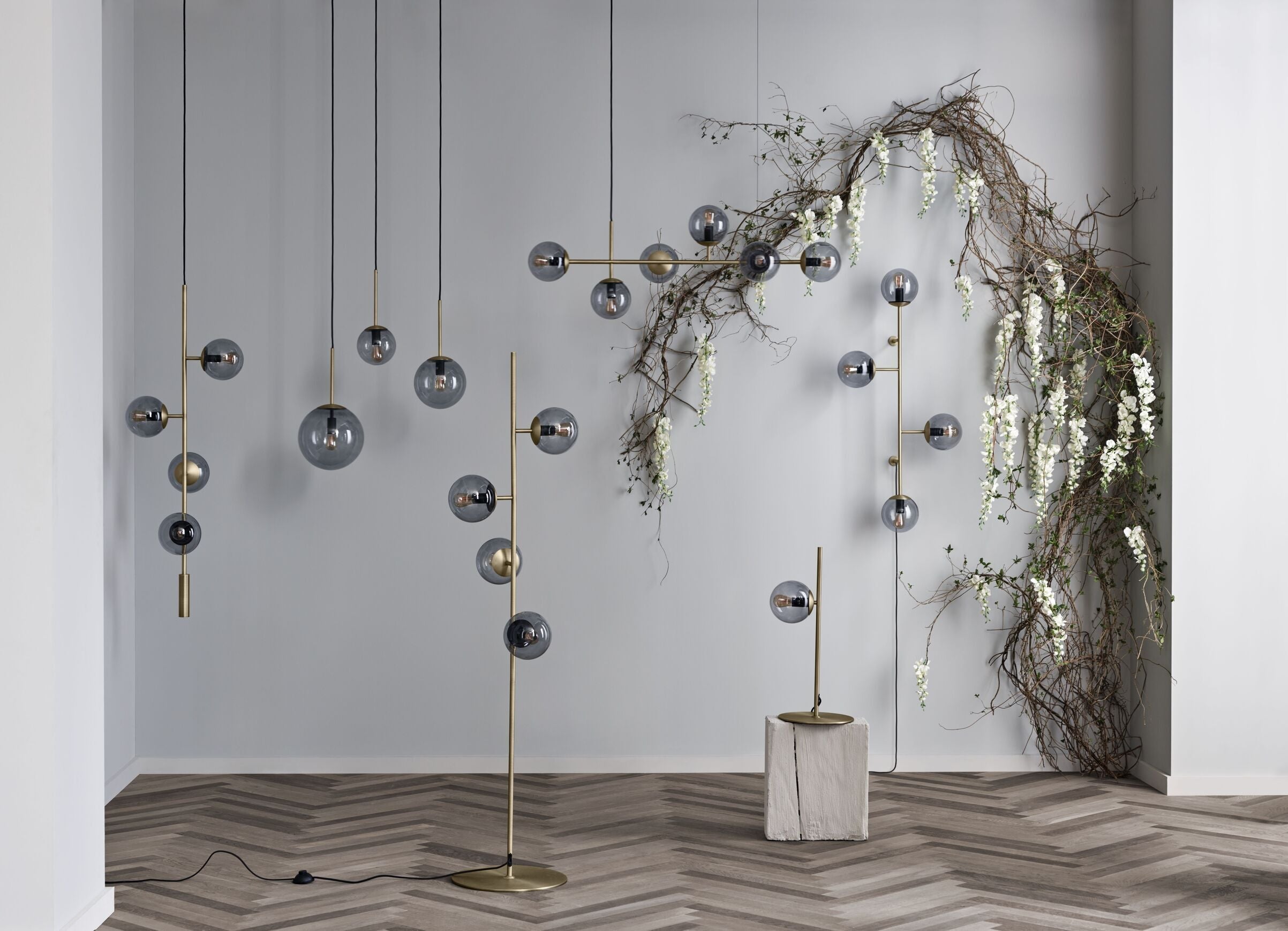 Black four-point wall lamp ORB