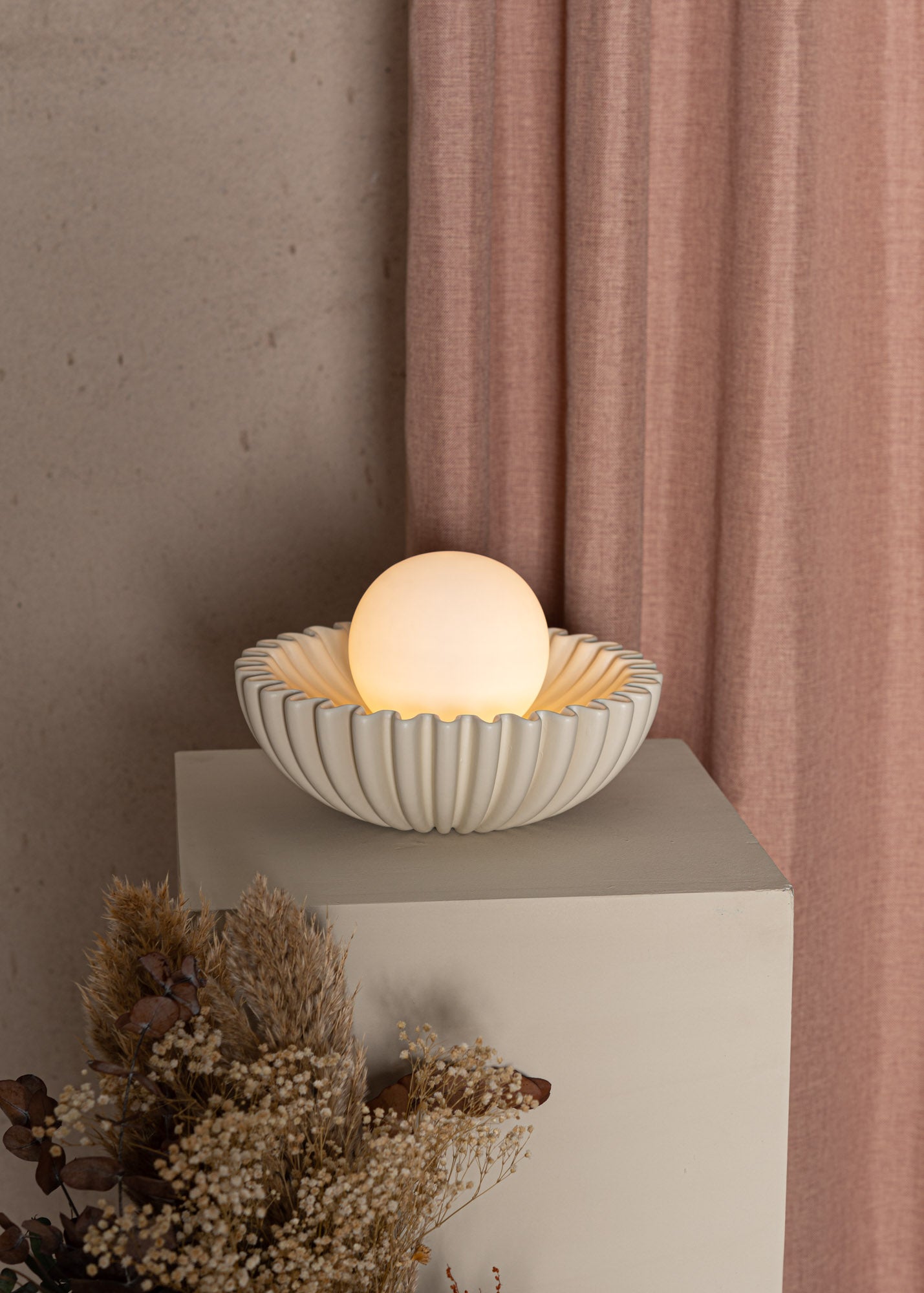 Tafellamp OSTRO ecru