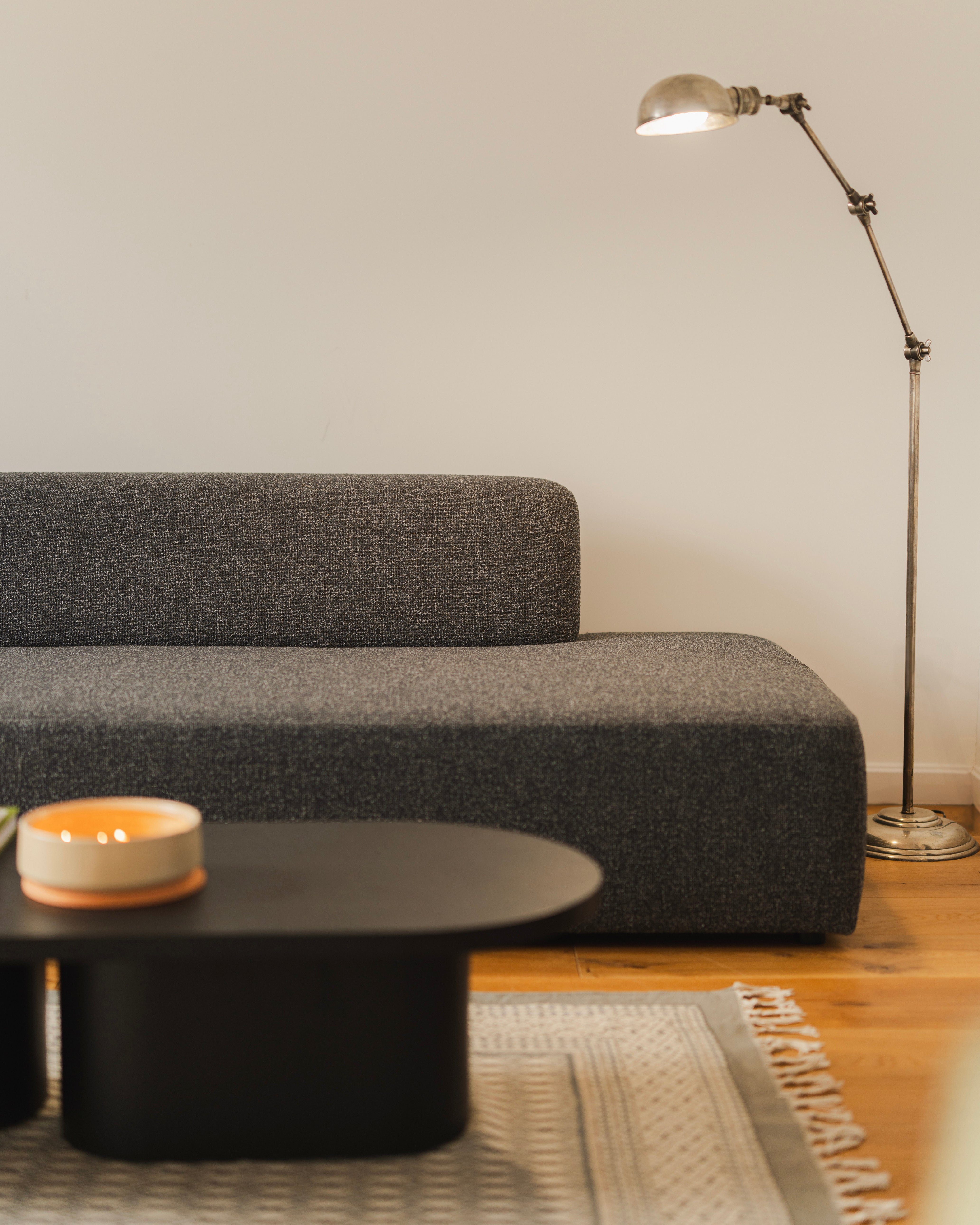 Offene linke modulare Eckcouch UMI stein schwarz