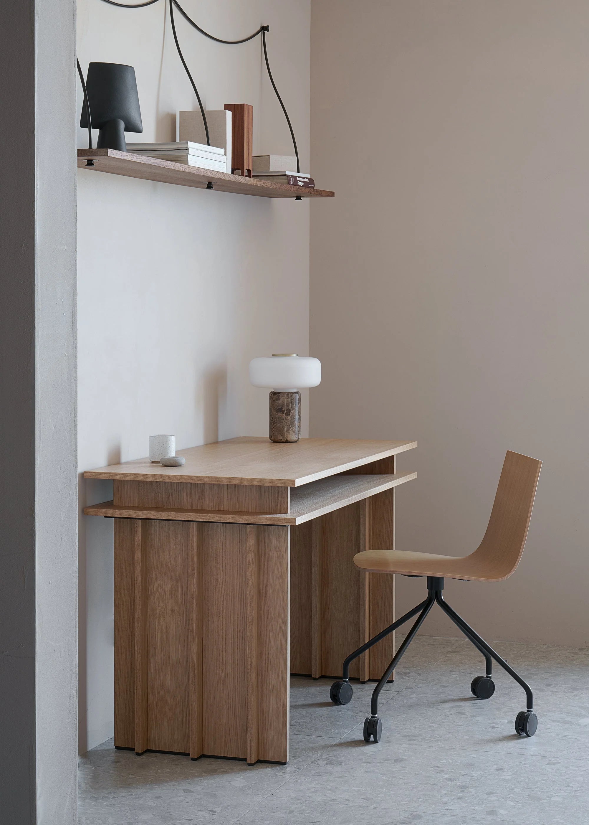 Bureau PIATO eikenhout