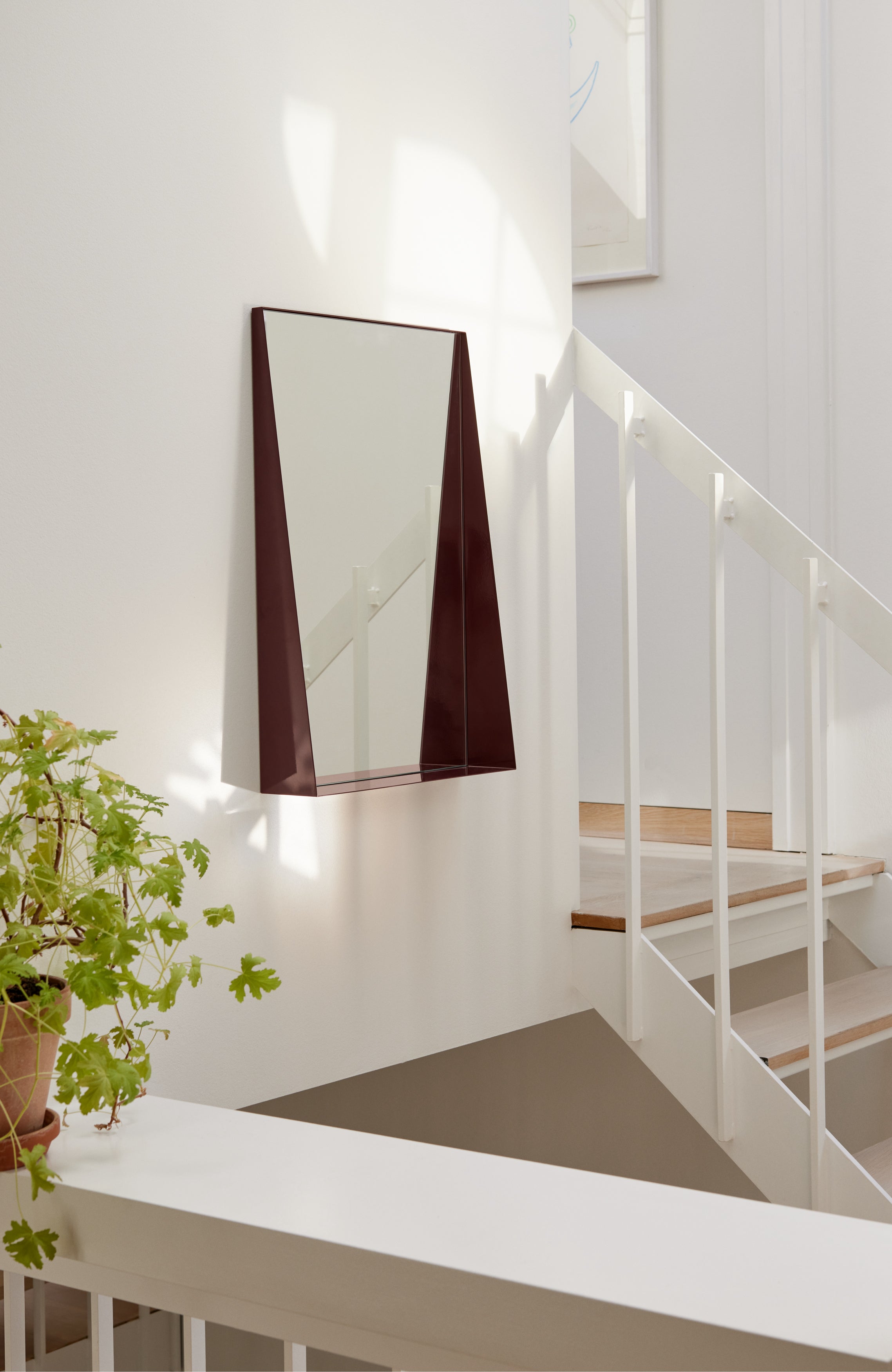 Wandspiegel BEAK lila