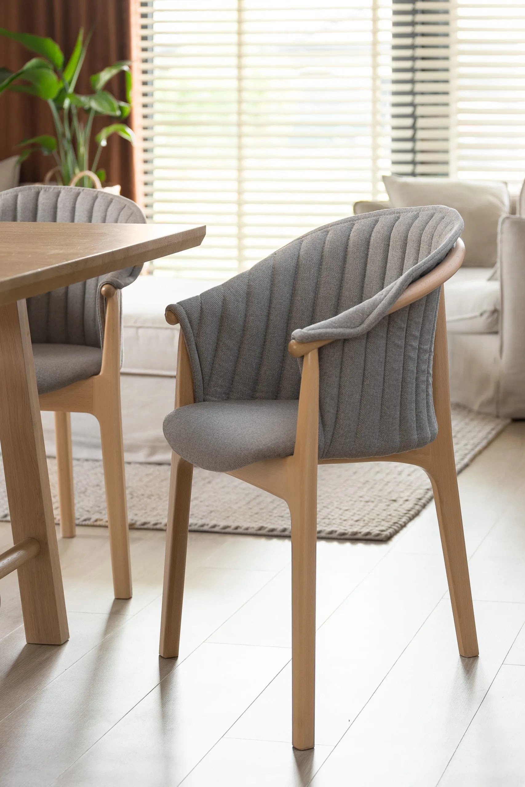 EVO B-2945 UPHOLESTED armchair