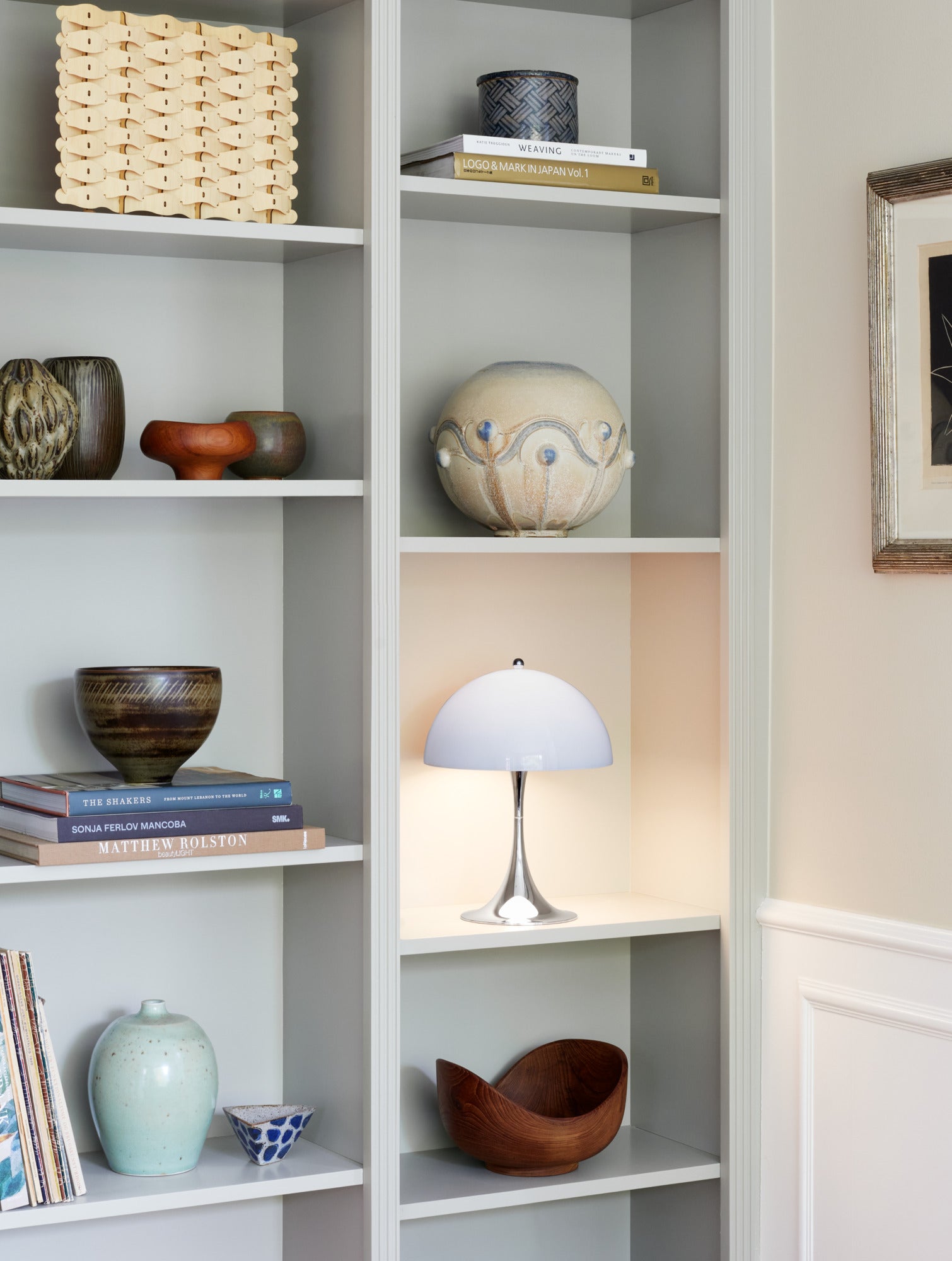 Draagbare lamp PANTHELLA 250 grijsblauw opaal met verchroomde voet