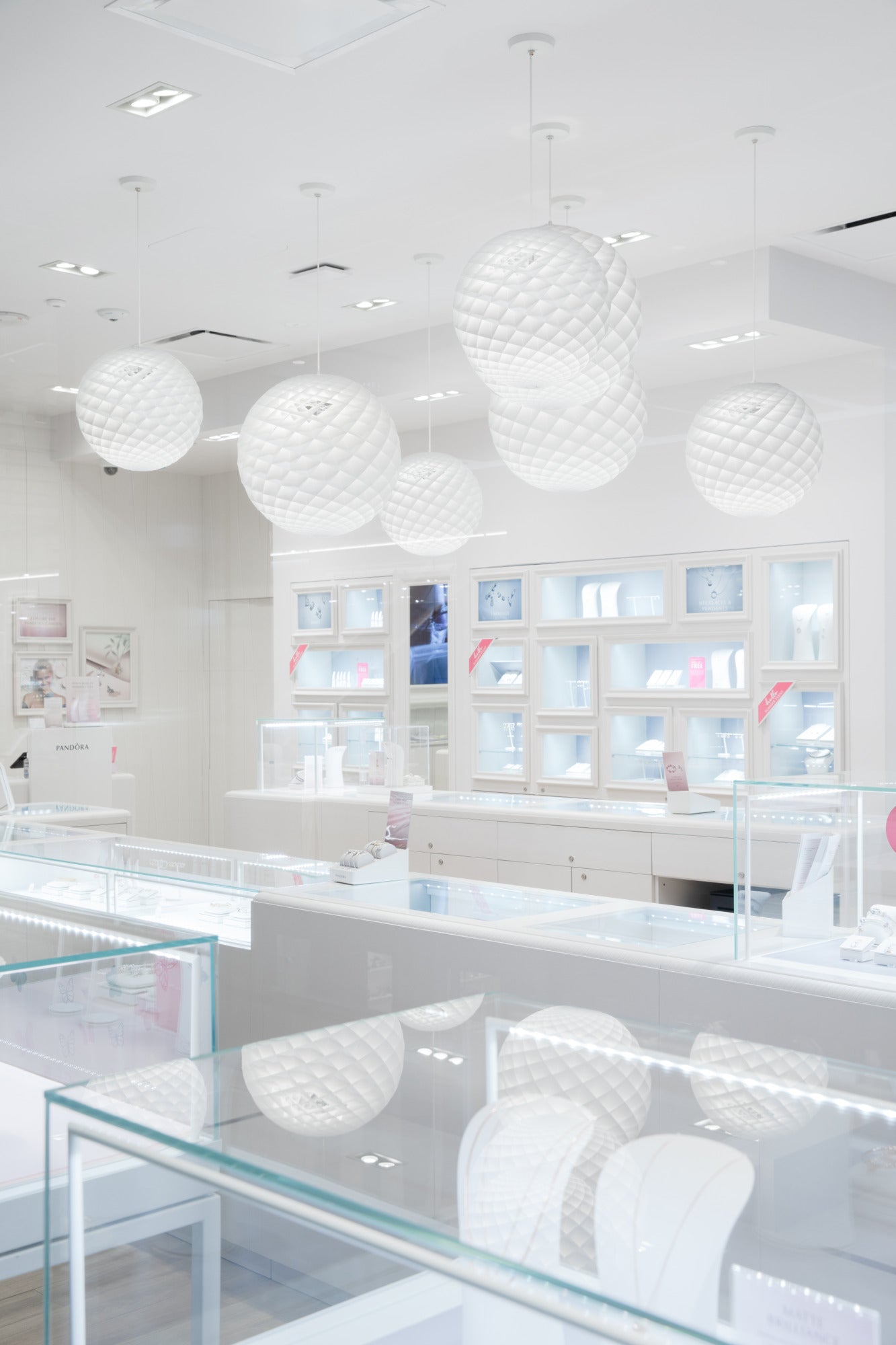 Pendant lamp PATERA white