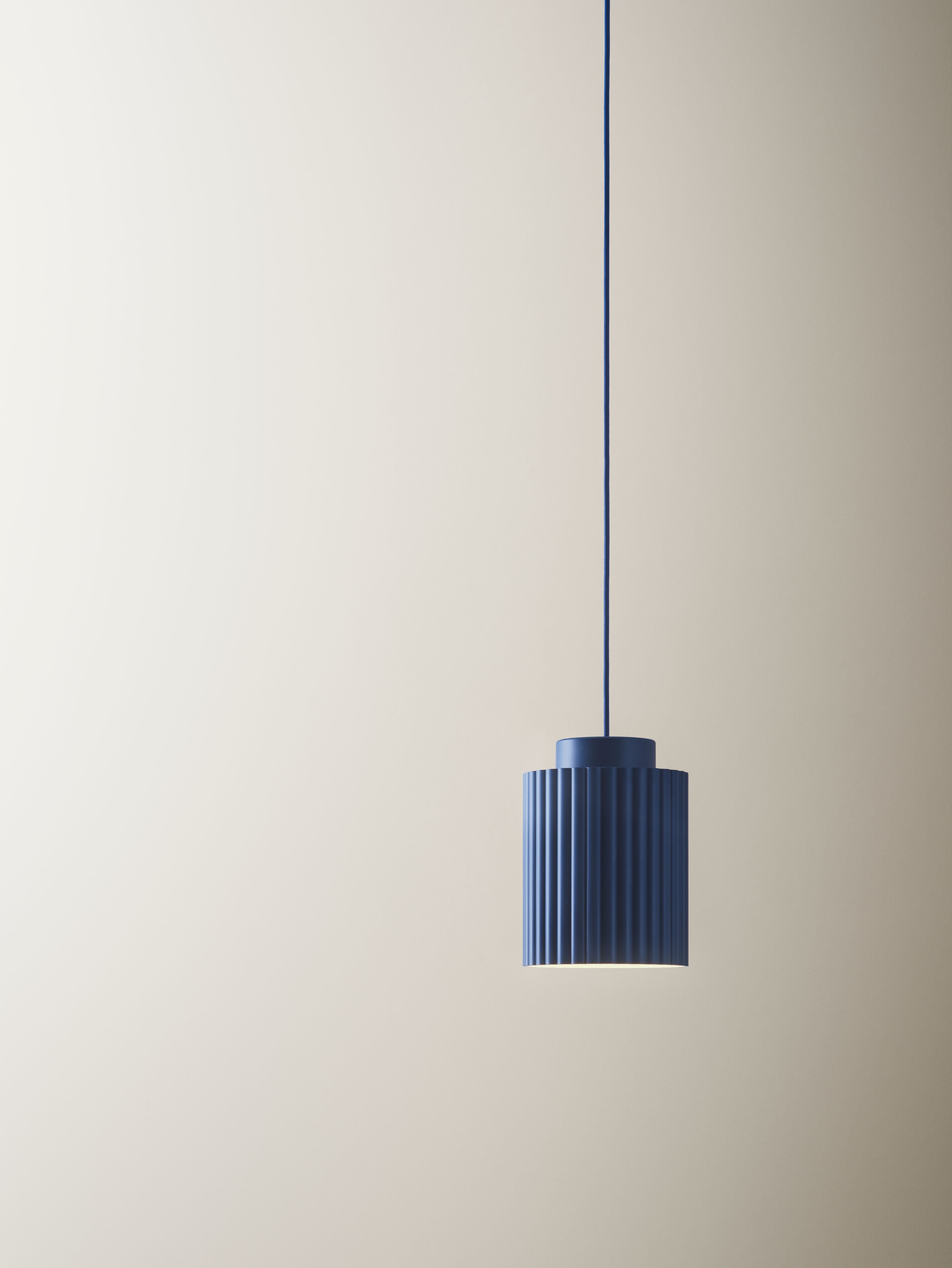 DONNA blue pendant lamp