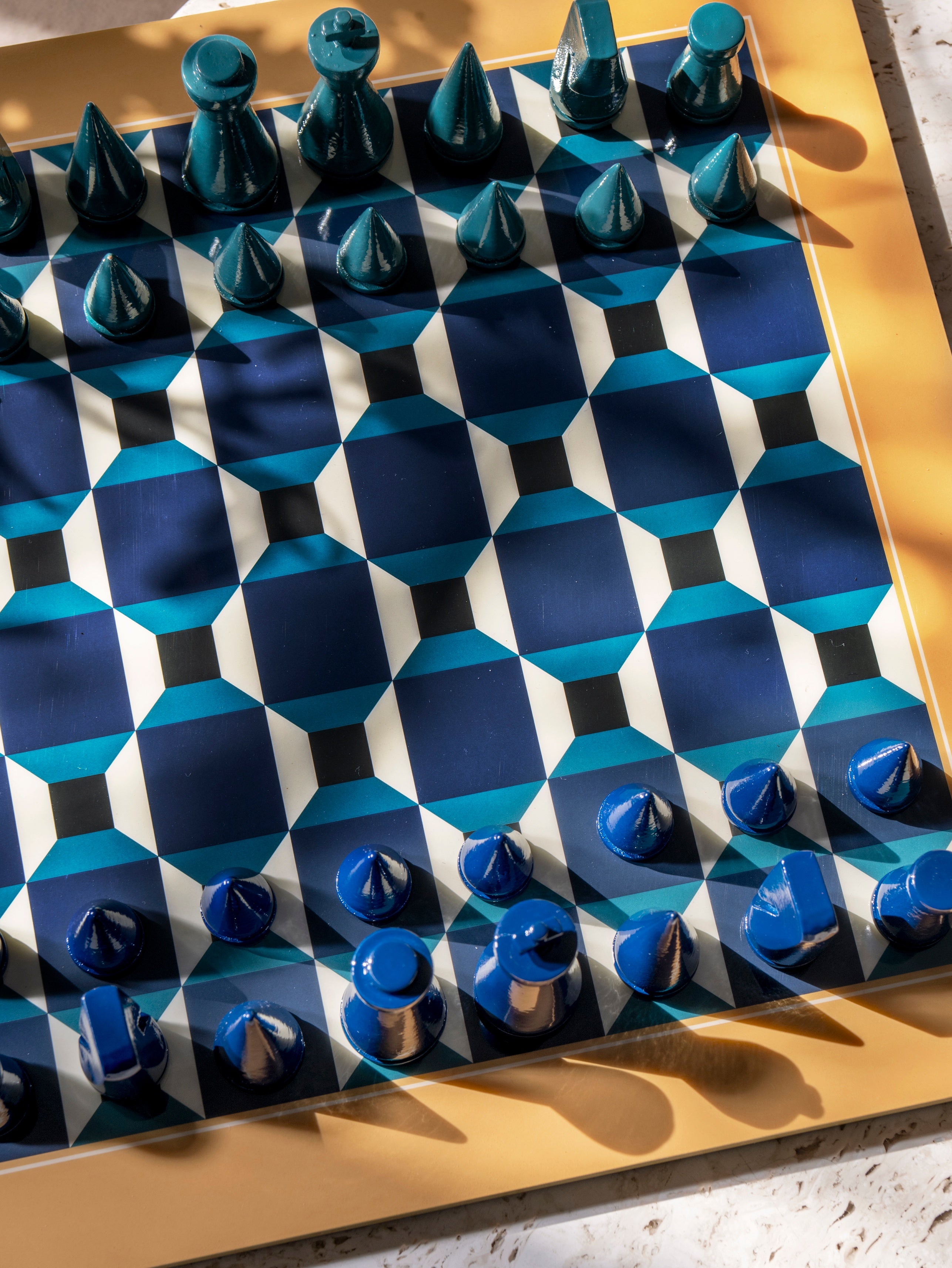 Gelakte schaakset ATHENA blauw