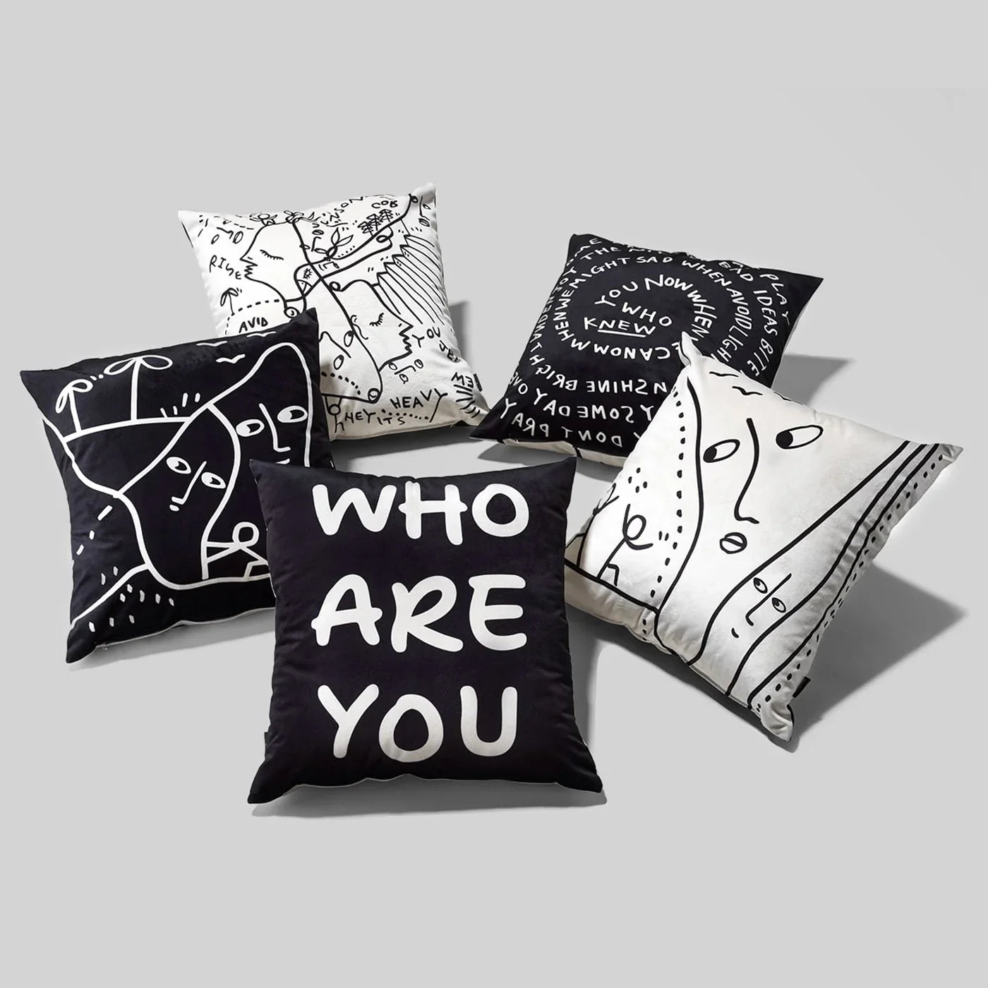 Reversible cushion PEACEFUL PLACE black and white