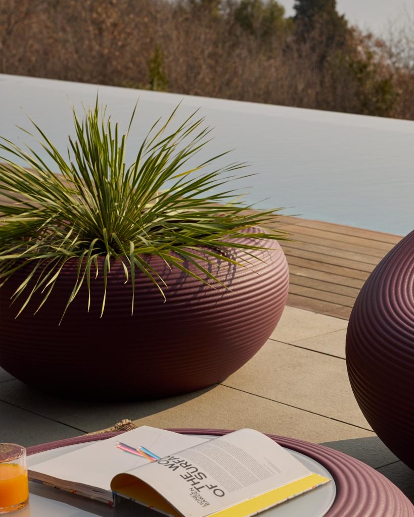 NAMI Pflanzgefäß für draußen, warmes Grau