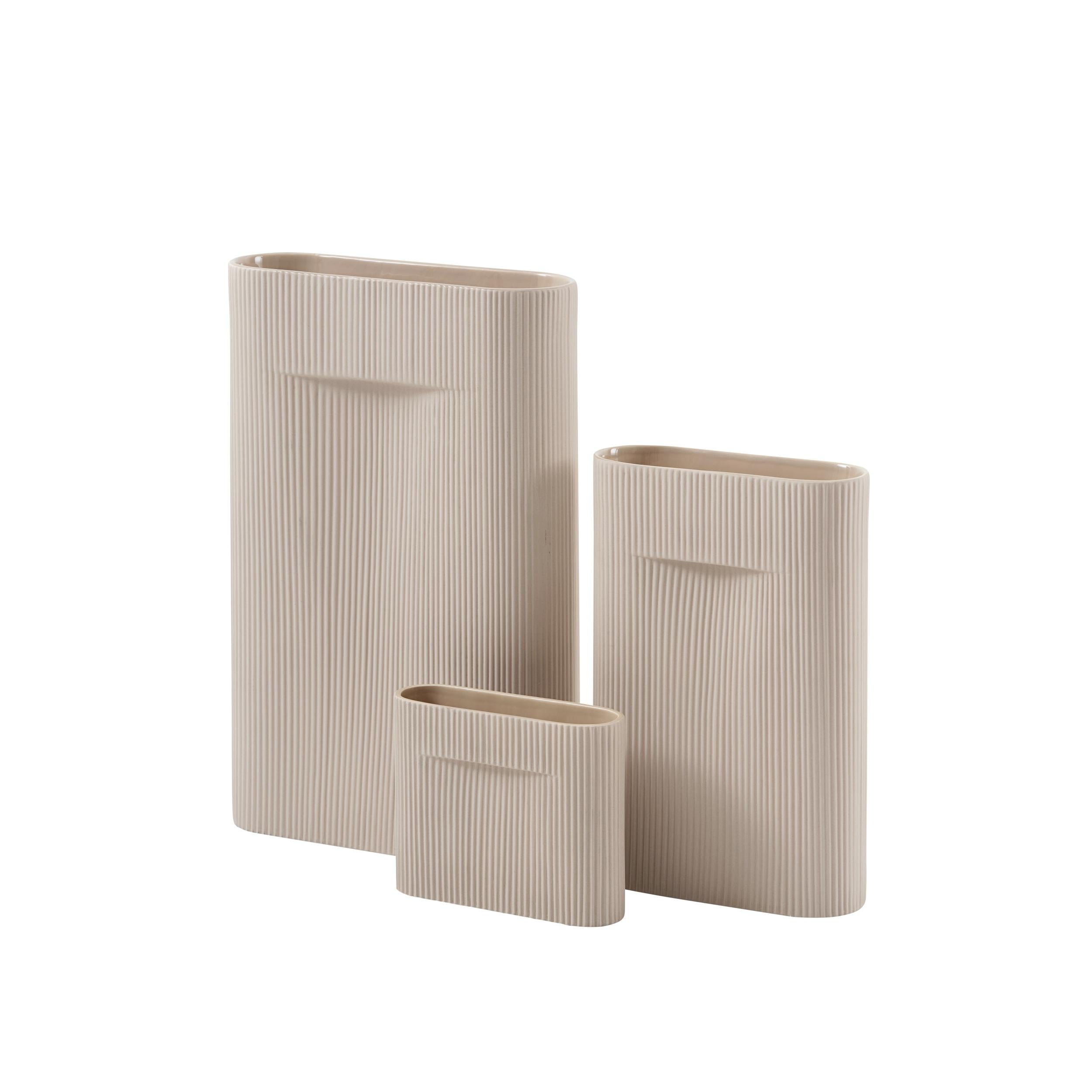 Beige keramische vaas RIDGE