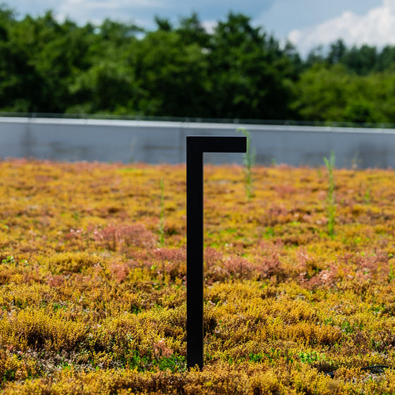 Lampa podłogowa zewnętrzna SLUP czarny