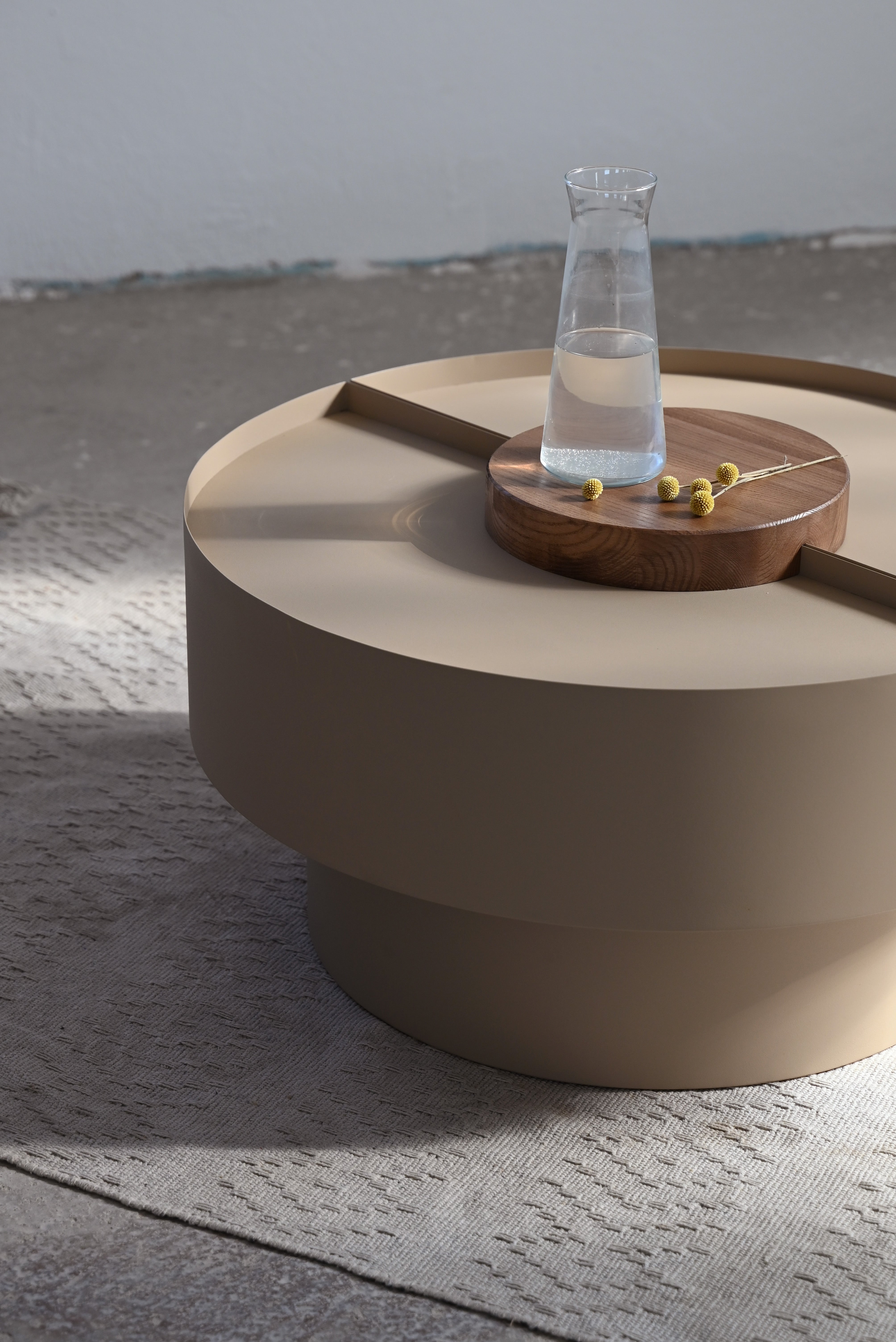 Koffietafel SUMO van staal en hout