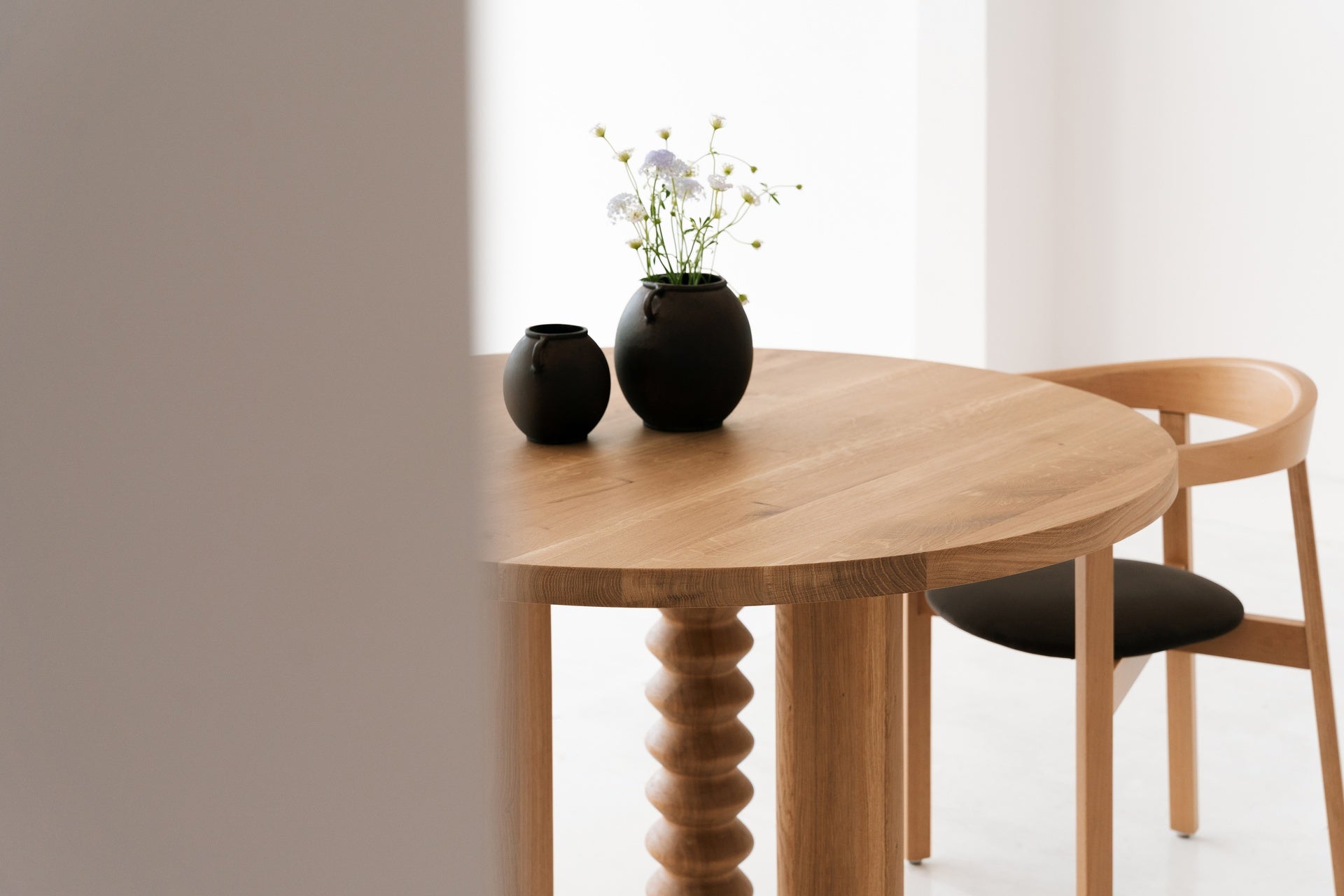 Ronde tafel SOL van eikenhout