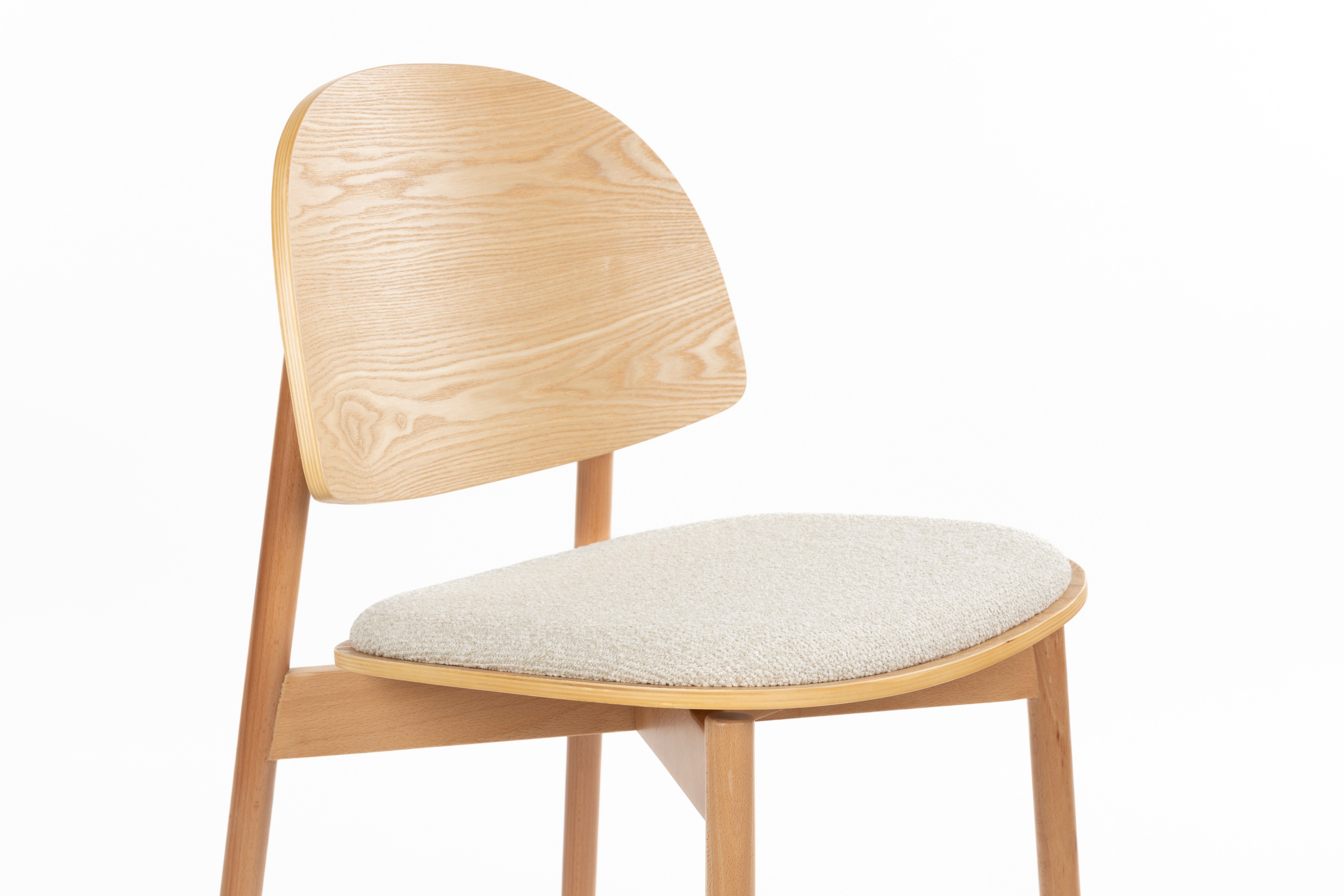 Zitje SUNRISE beige met een houten basis