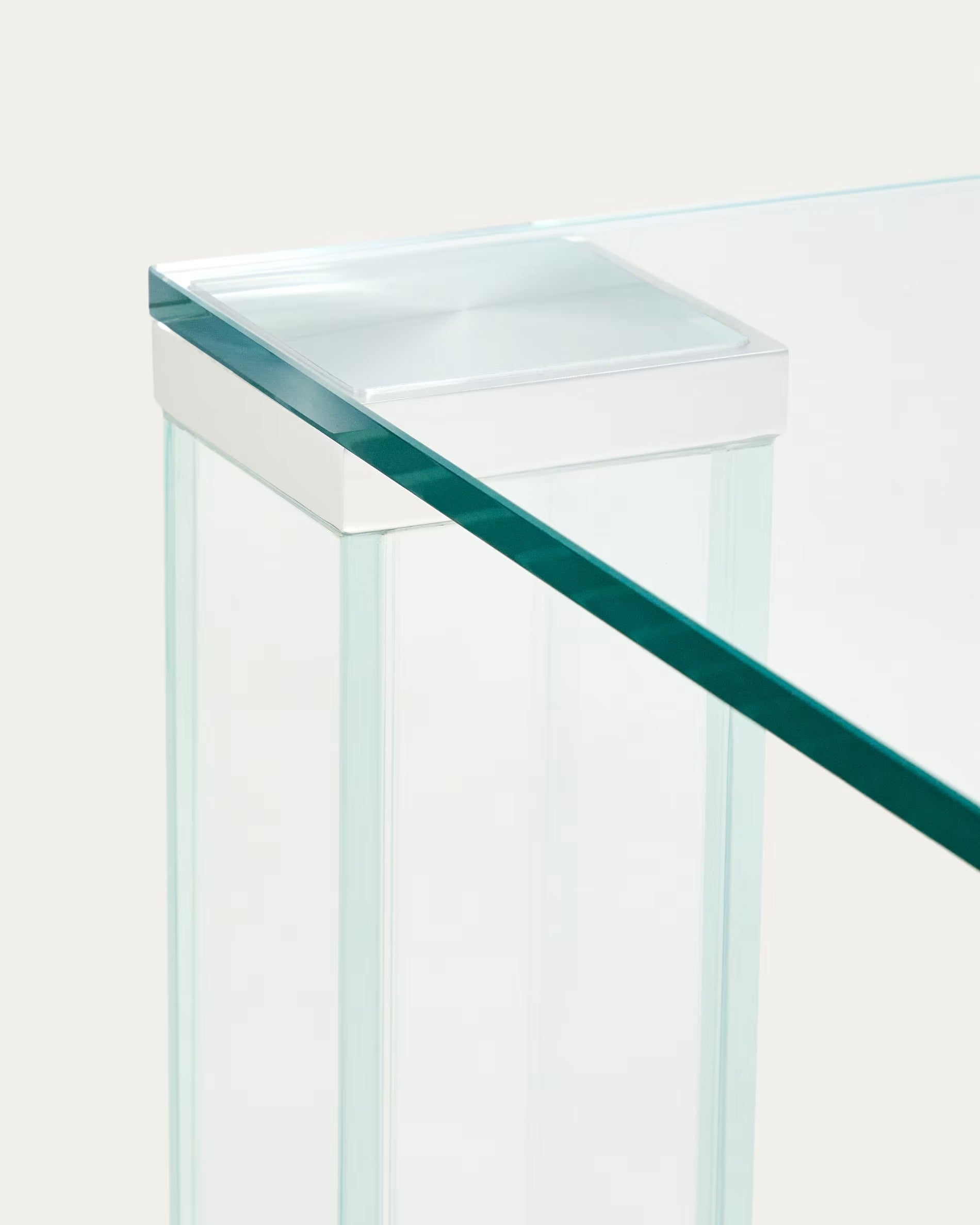 ADULARIA tafel van helder gehard glas