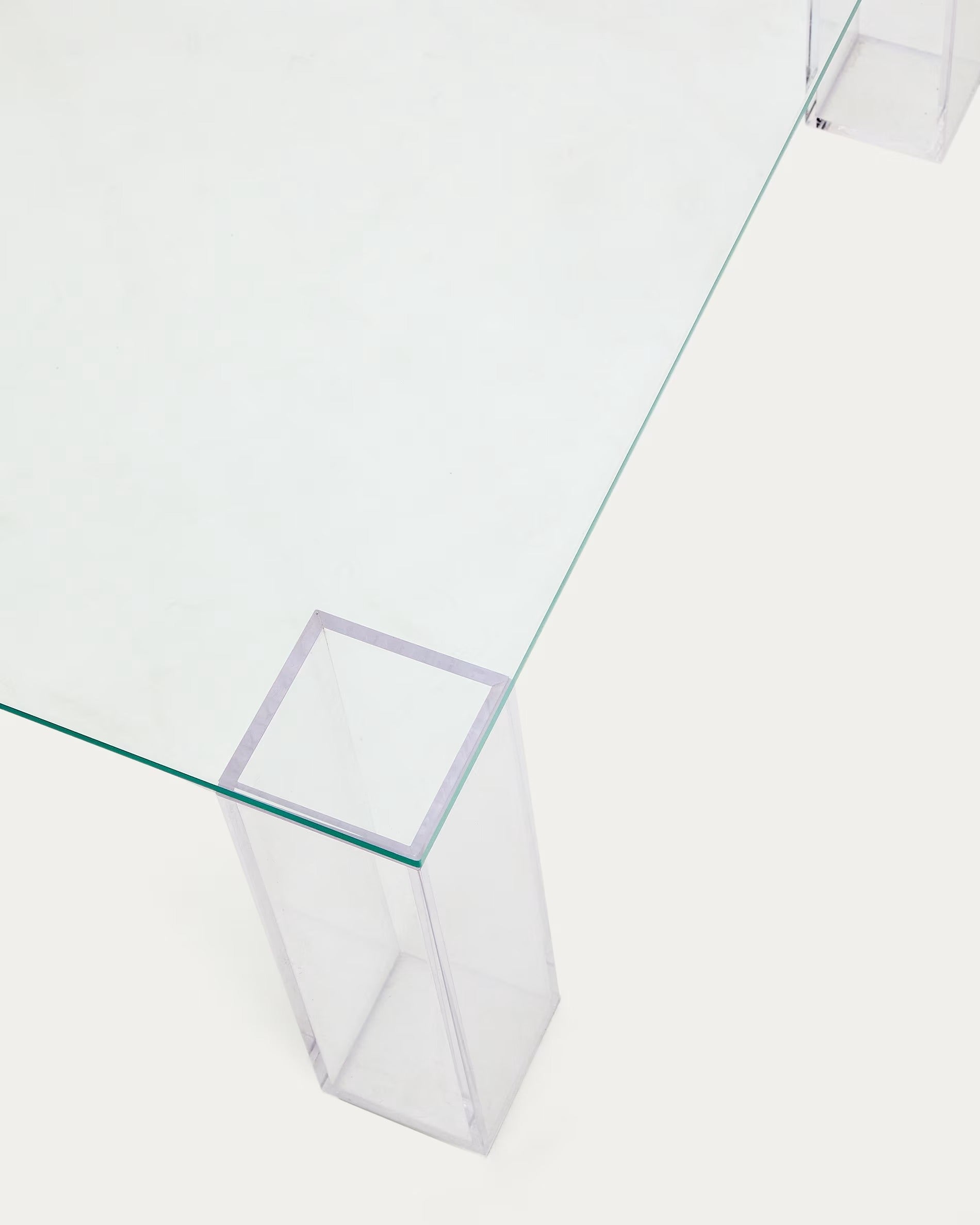 Vierkante salontafel ADULARIA van helder gehard glas