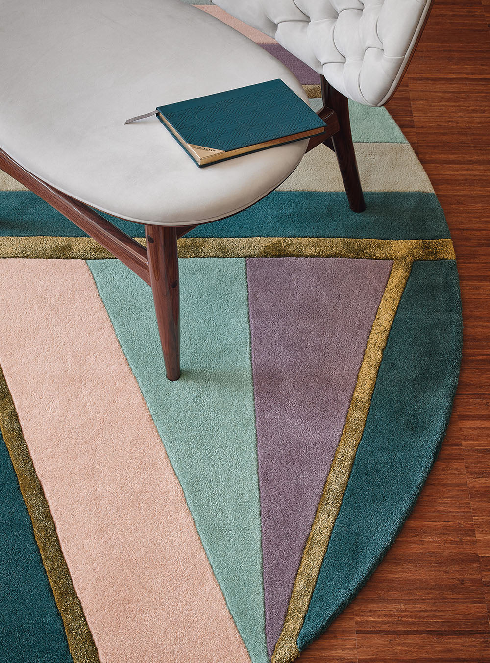 Sahara Round rug purple-turquoise
