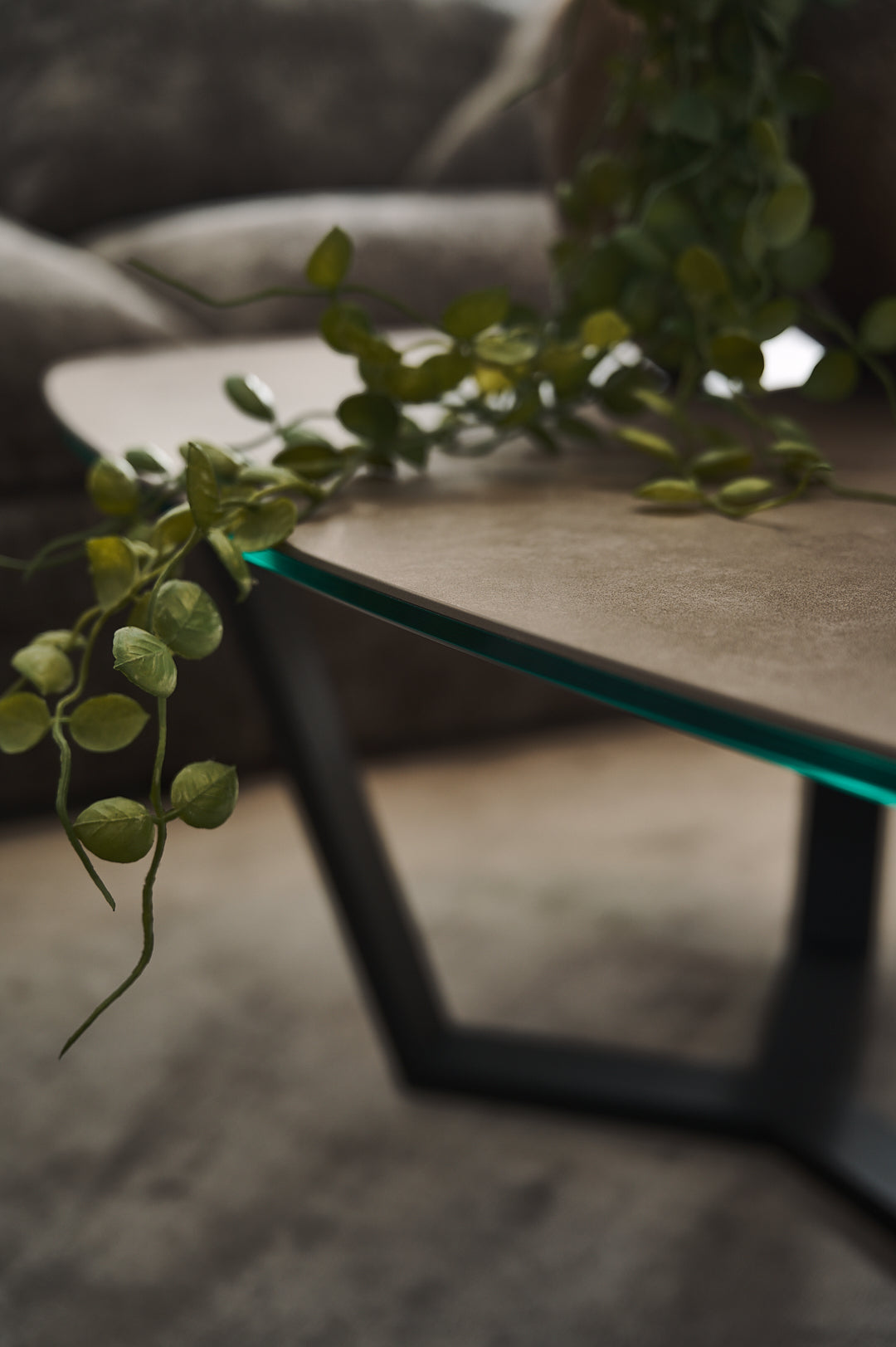 BRAGA coffee table quartz stone