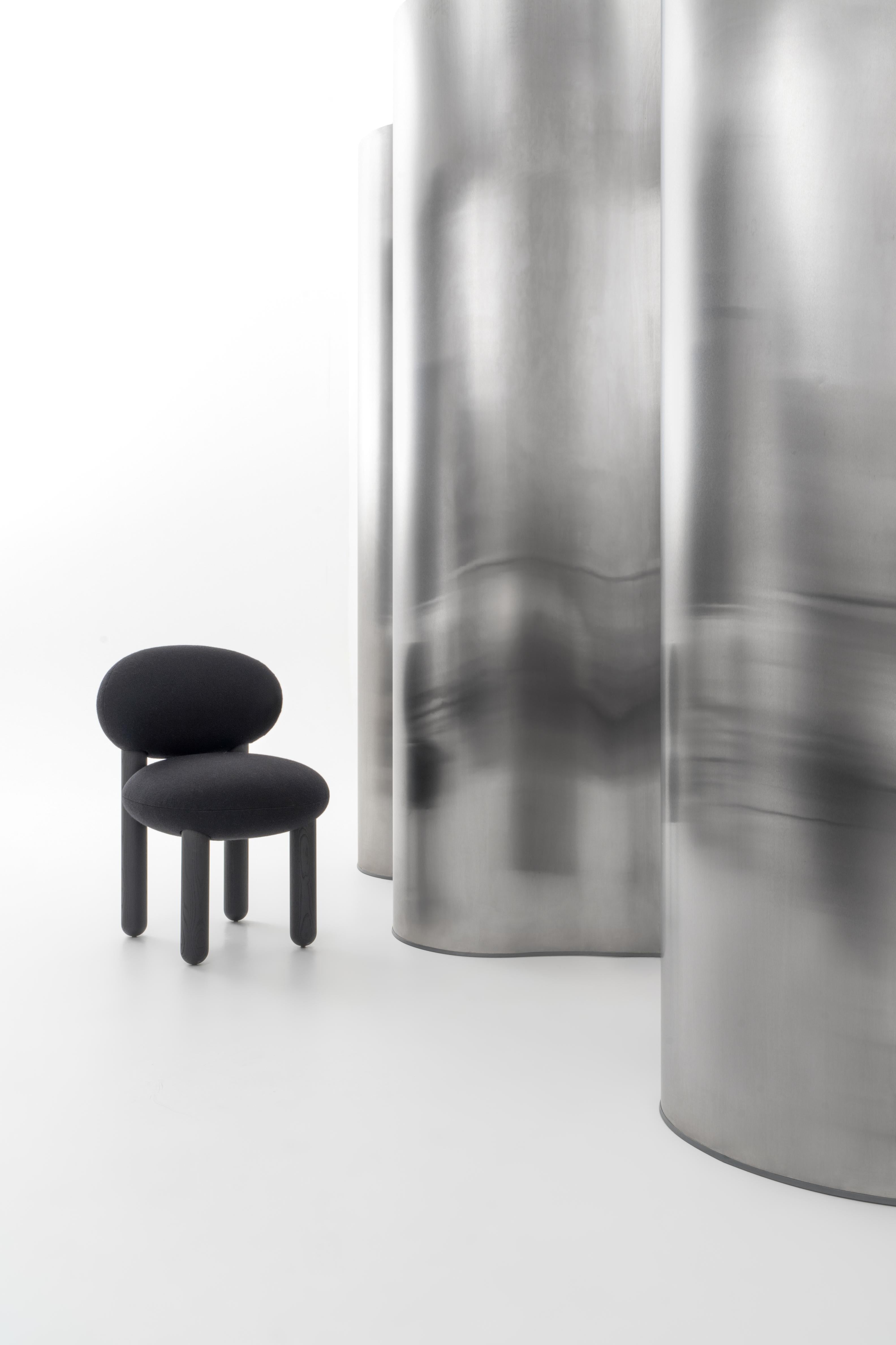 FLOCK CS2 stoel gestoffeerd met houten basis