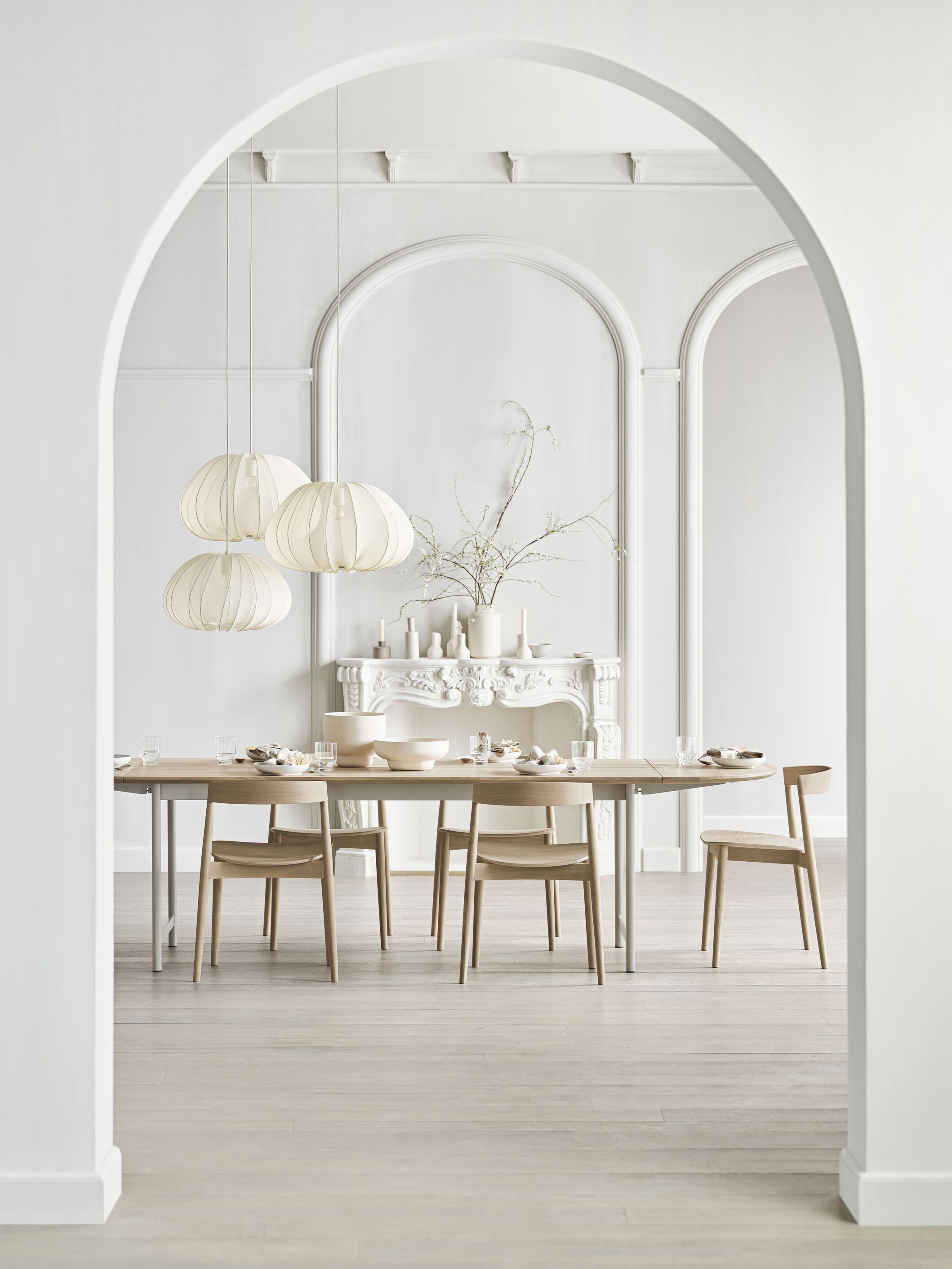 Tafel TRACK eikenhout met grijze basis