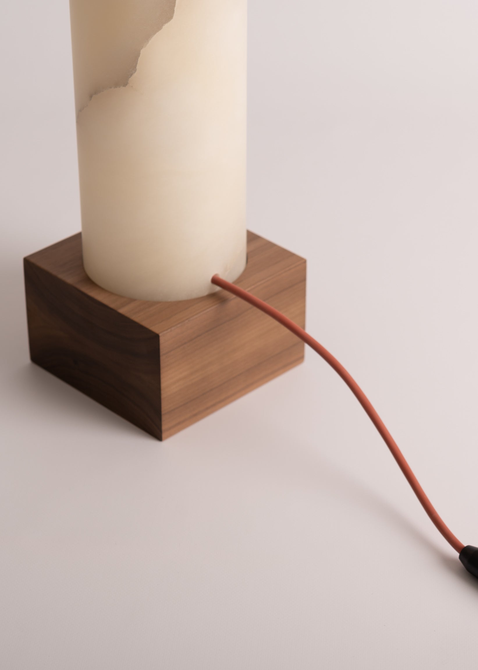 Tischlampe PURA KELO weißer Alabaster