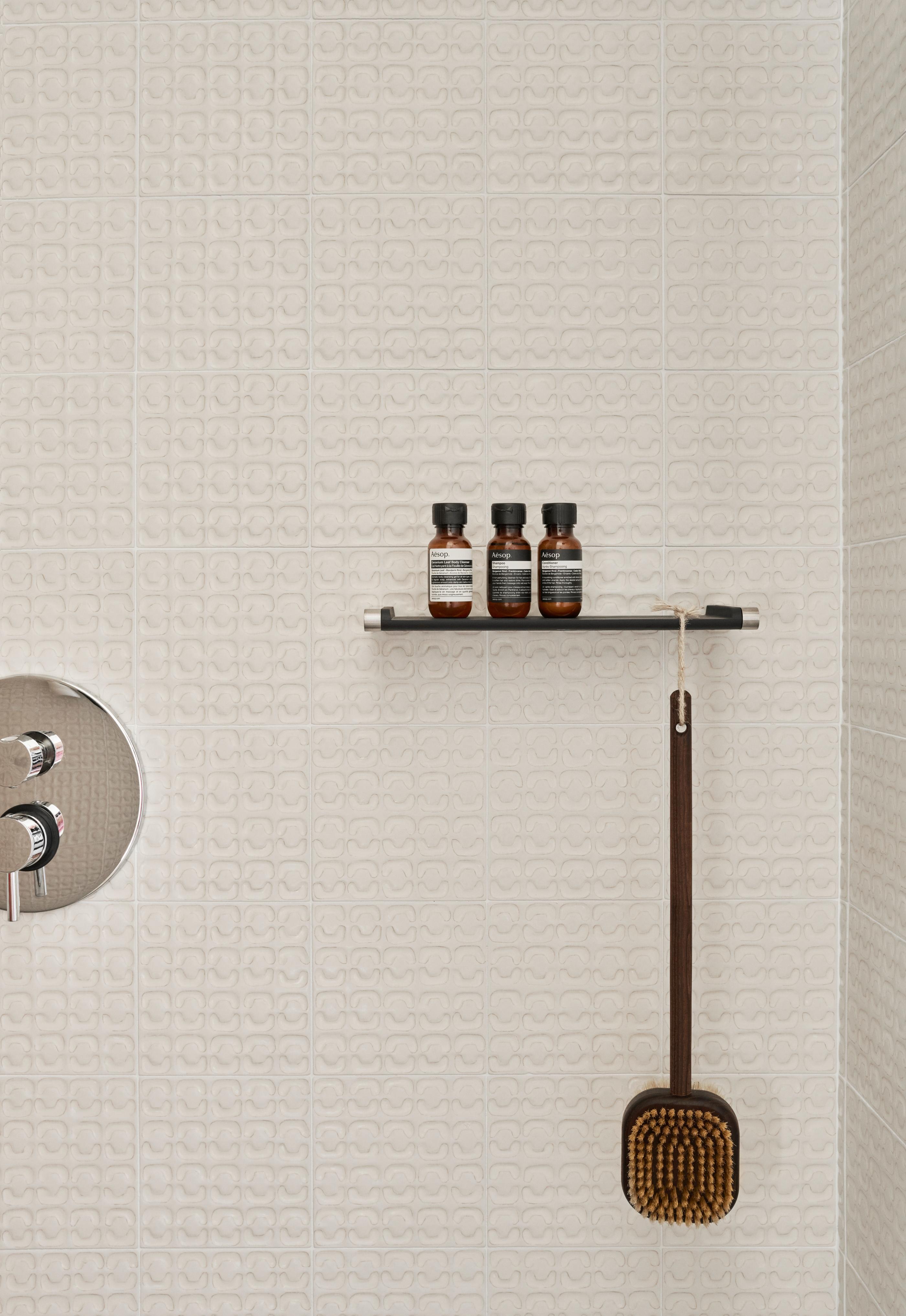 Wandplank badkamer VIPP zwart