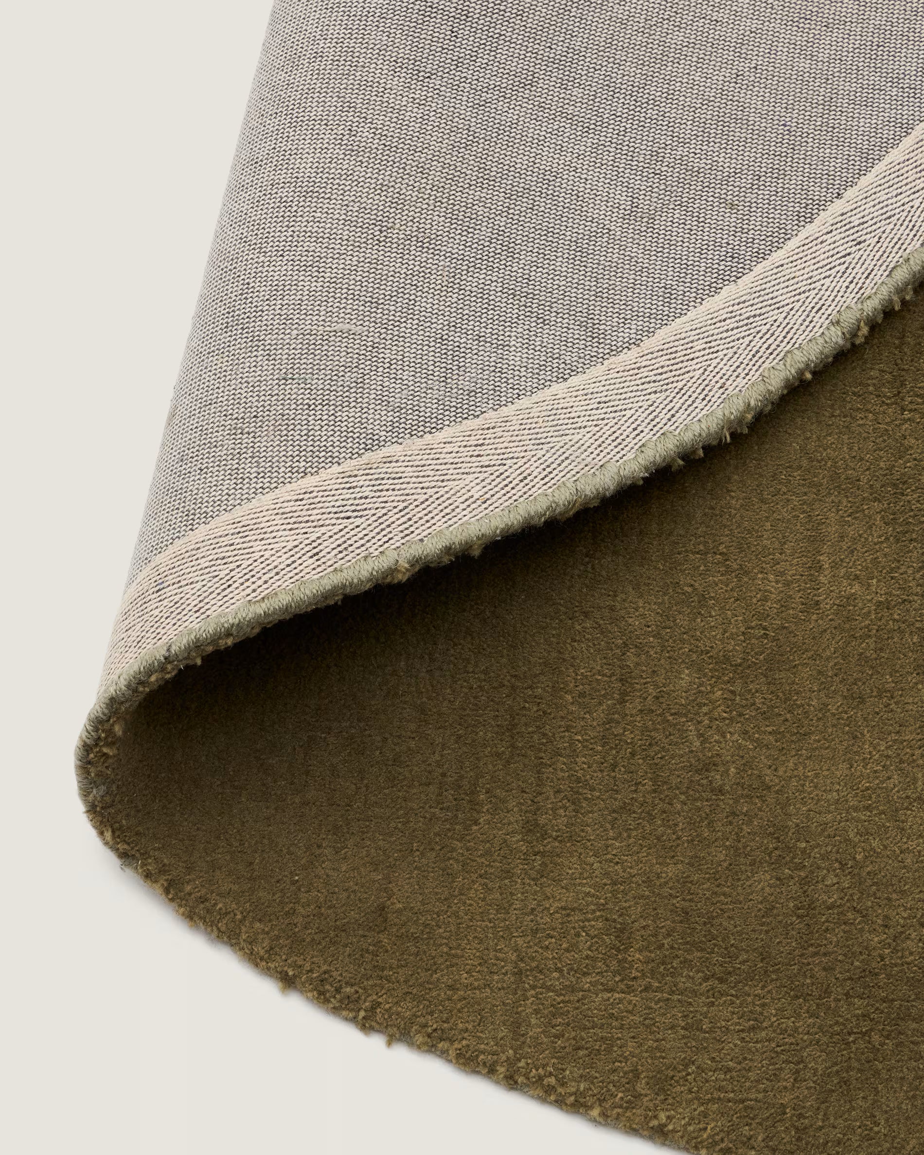 Rundteppich EMPURIES grün