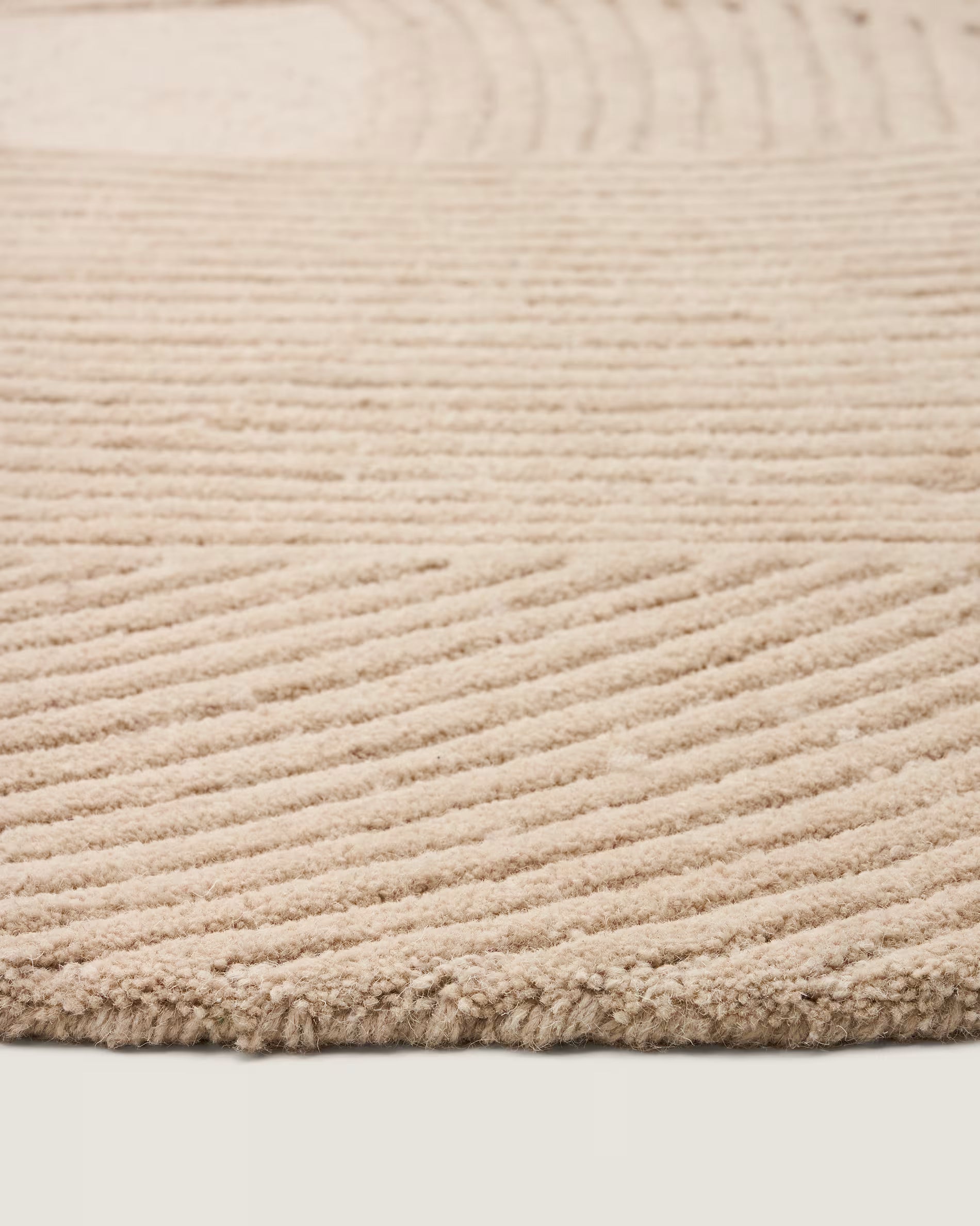 Ovaler Teppich DOMM cremefarben