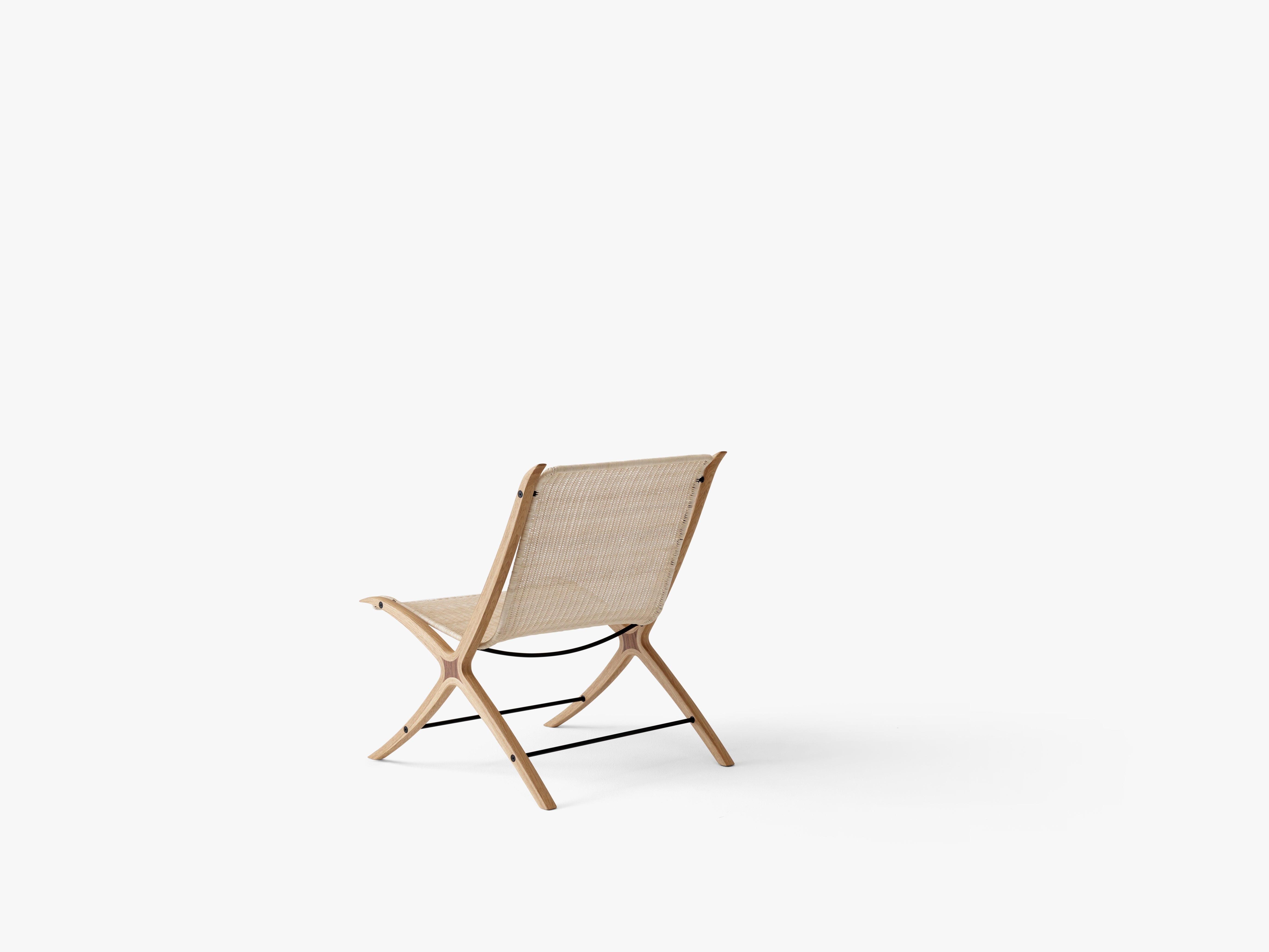 Fauteuil X HM10 met rieten zitting en houten basis