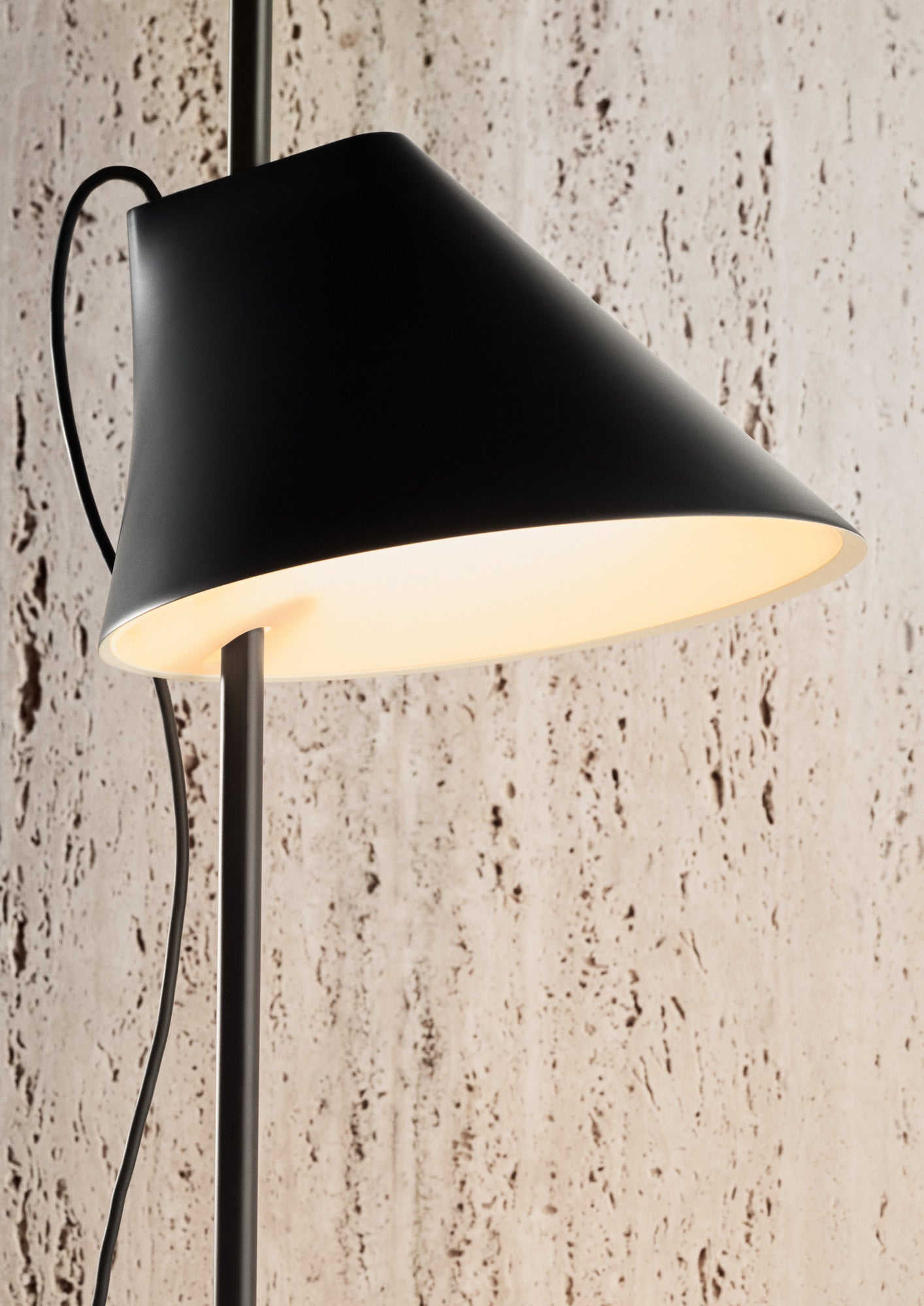 YUH Table Lamp Black