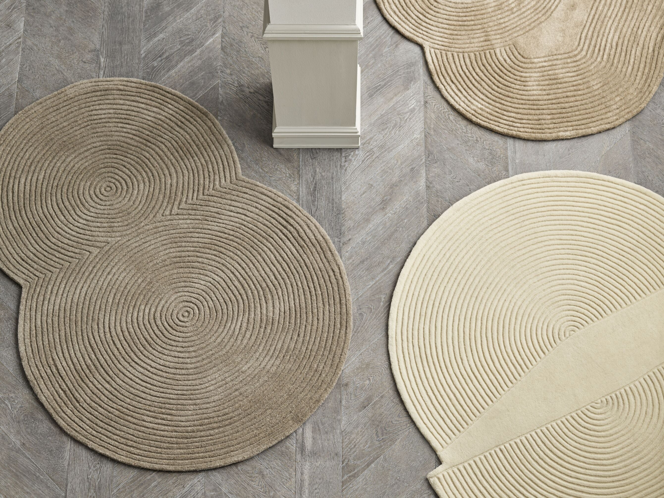 ZEN ROUNDED oval rug brown