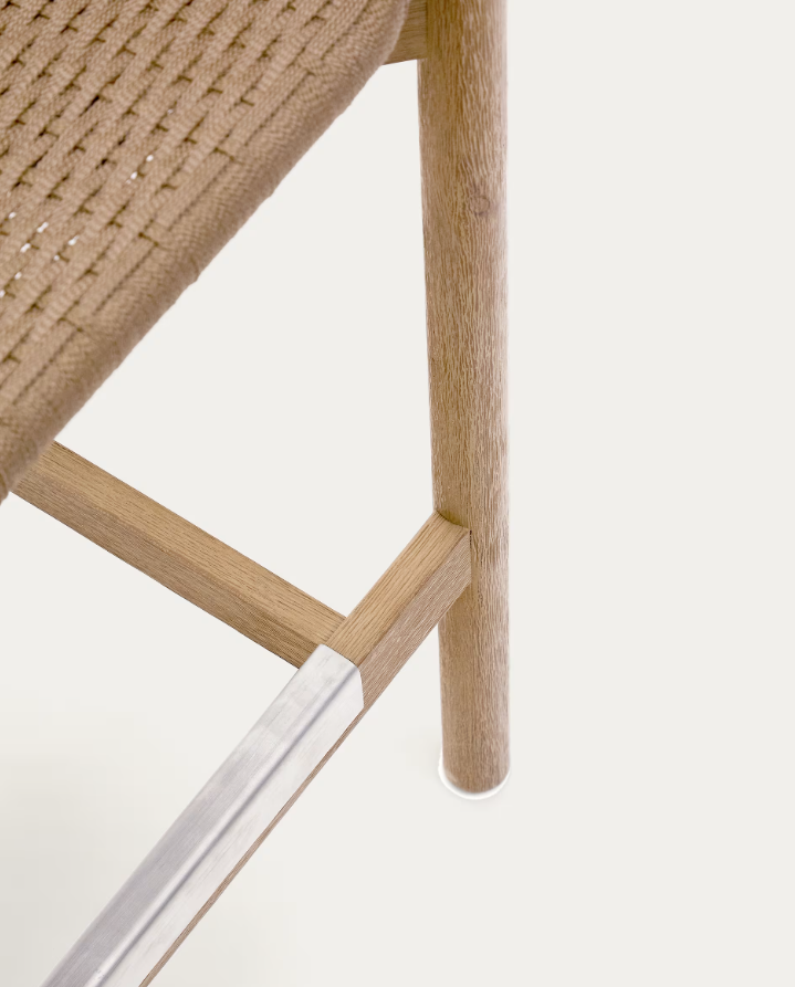 Hoker zewnętrzny ARINELLA lite drewno akacjowe z beżową liną