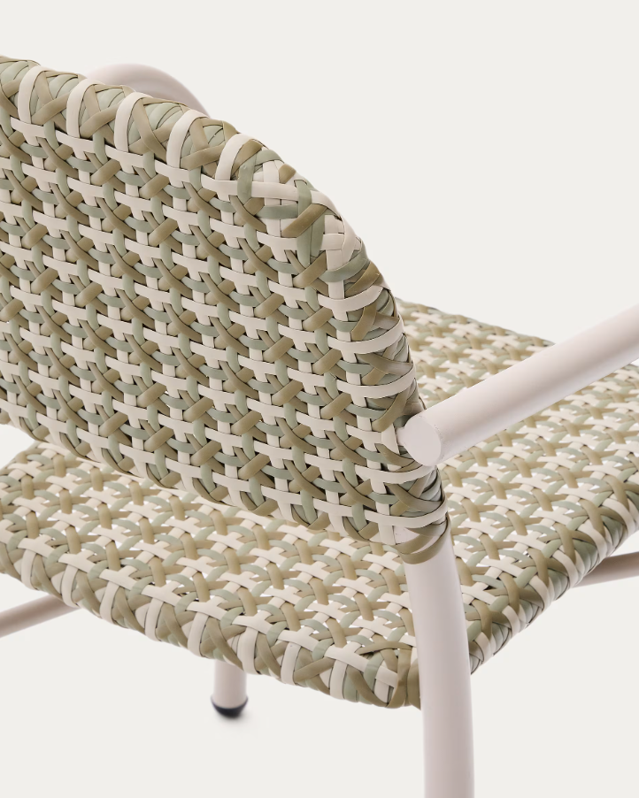 Tuccia Rattan garden chair with an aluminum base