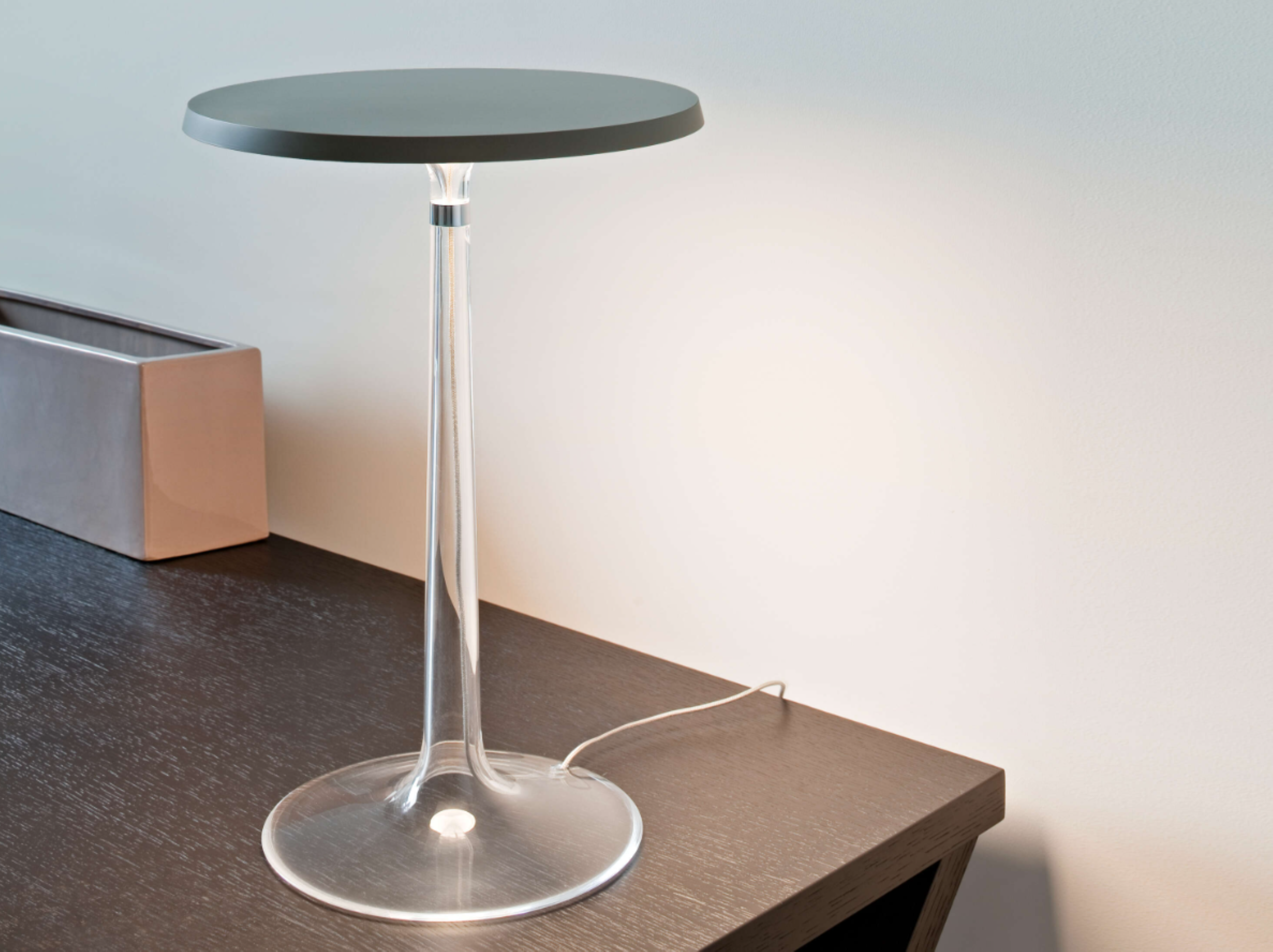 BON JOUR table lamp white