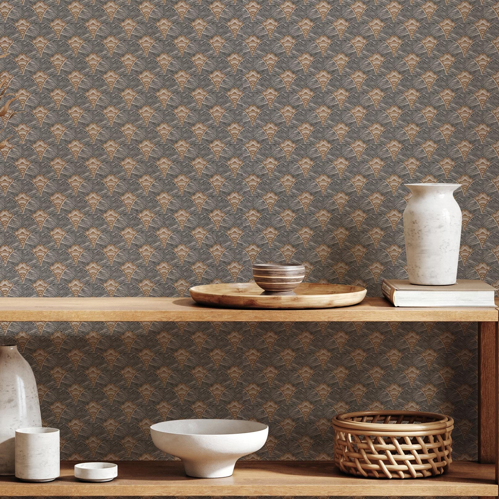 Structural wallpaper with an abstract fan pattern ADENIUM - MORDORE gray with gold