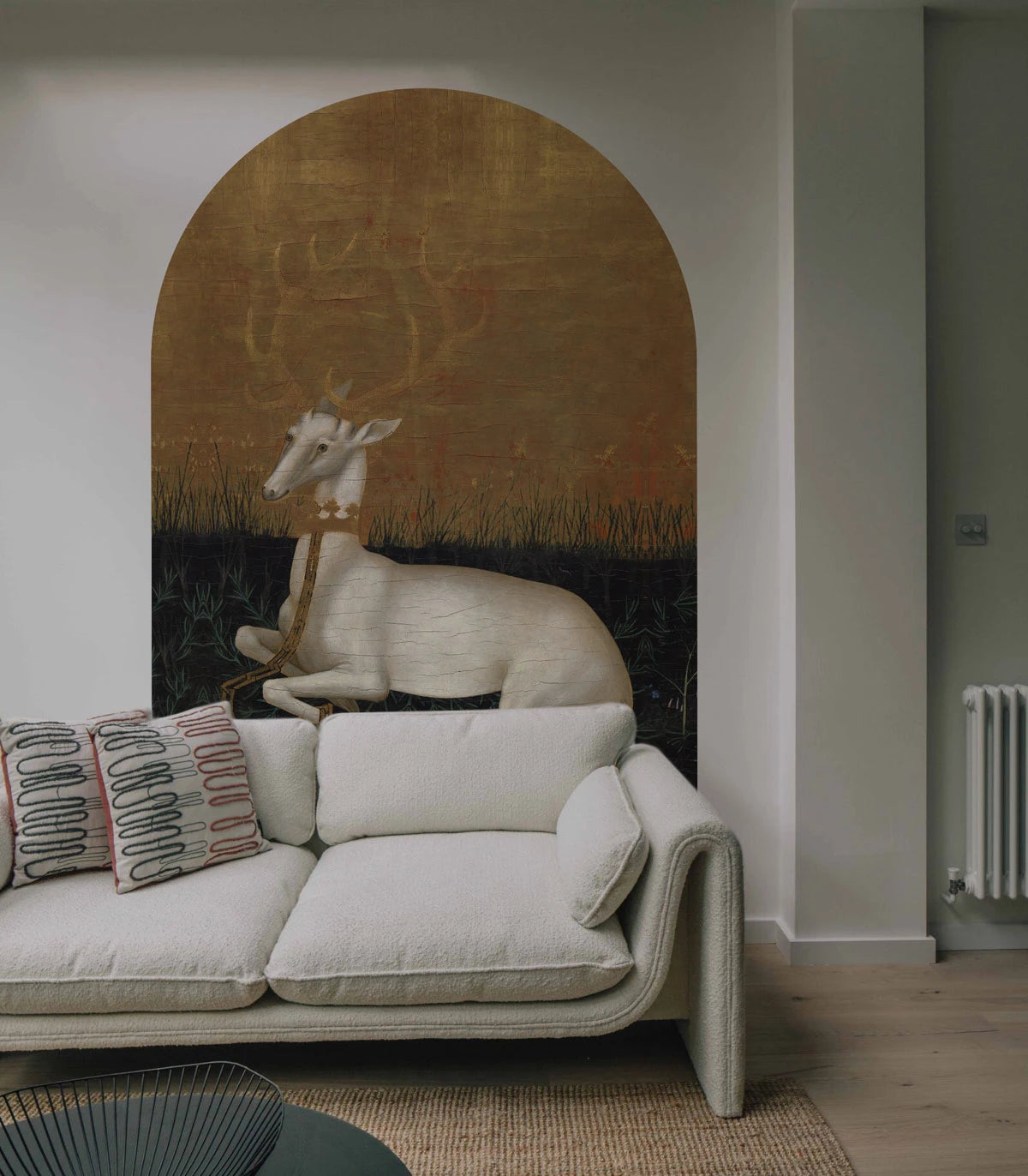 Vlies-Tapete in Bogenform MAJESTIC REST gold mit grünem Akzent