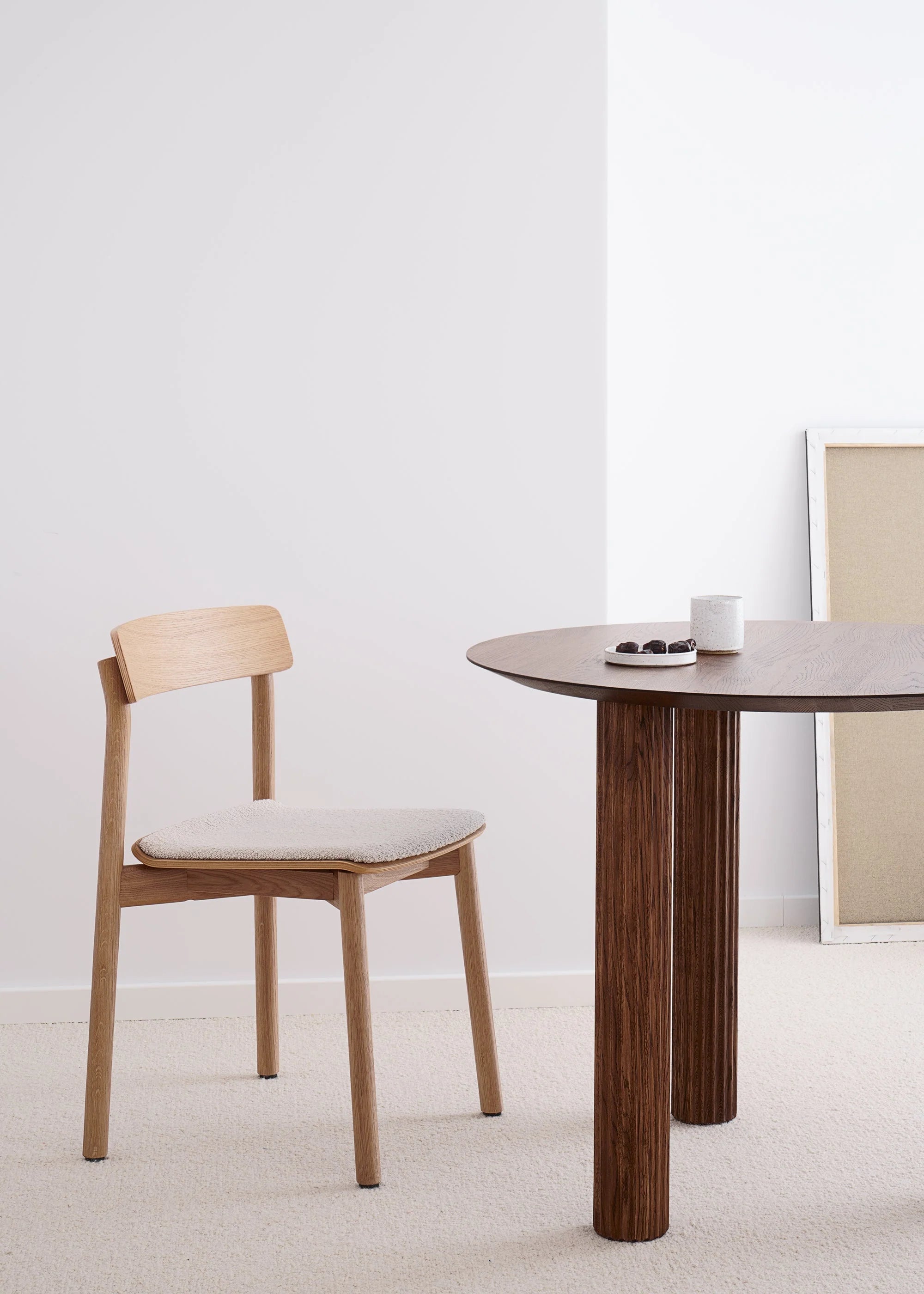 Stoel ARCHE SOFT zwart eikenhout